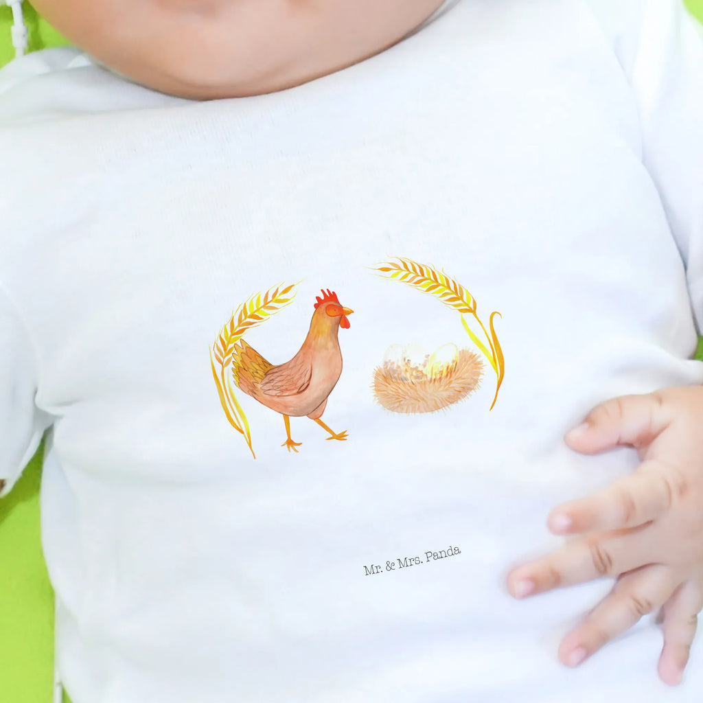 Organiczna koszulka dla niemowląt kurczak Dumny Baby Pullover, Baby Sweatshirt, Baby Baumwollshirt, Baby Shirt Junge, Baby Shirt Klassisch, Baby Shirt Modern, Baby Langarmshirt, Süßes Baby Shirt, Baby Shirt Mit Spruch, Baby Shirt Neutral, Baby Shirt Unisex, Baby T-Shirt, Baby Oberteil, Baby Shirt Mit Motiv, Baby Shirt Weiß, Baby Kurzarmshirt, Baby Jerseyshirt, Baby Hemd, Baby Shirt, Baby Top, Baby Shirt Erstausstattung, Baby Shirt Mädchen, Baby Shirt Pastell, Lustiges Baby Shirt, Baby Shirt Zur Geburt, Baby Shirt Mit Aufdruck, Baby Shirt Gestreift, Baby Shirt Geschenk, Baby Shirt Bunt, Baby Shirt Grau, Baby Bio Shirt, Baby Shirt Alltag, Hoftiere, Landwirt, Landwirtin, Bauernhof, Hahn, Hühner, Spruch, Henne, Landleben, Magie, Eier, Schwangerschaft, Motivation, Hof, Geburt