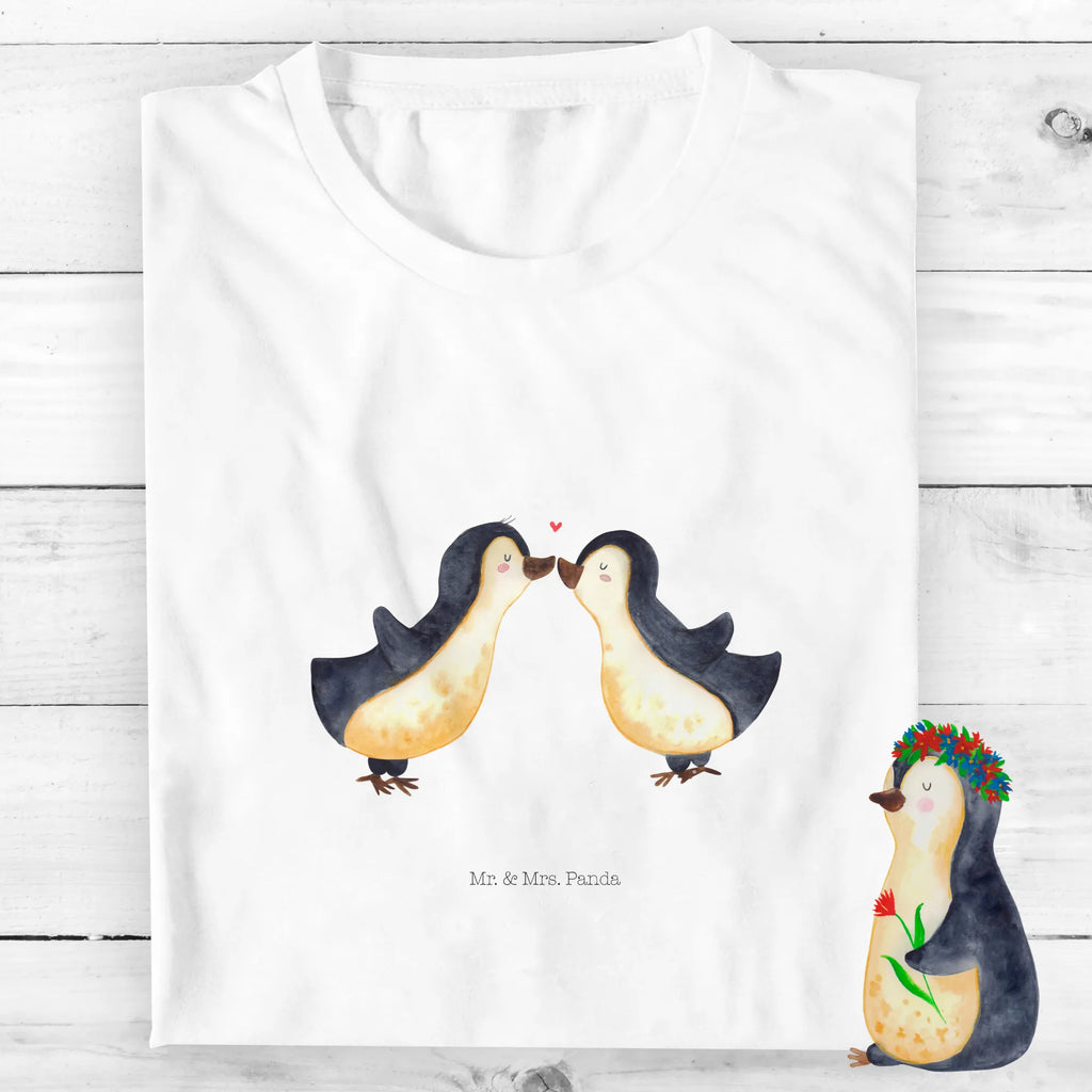 Organic Kinder T-Shirt Pinguin Liebe Kinder T-Shirt, Kinder T-Shirt Mädchen, Kinder T-Shirt Jungen, Heiraten, Ehemann, Heiratsantrag, Partner, Hocheitstag, Verlobung, Jahrestag, Freund, Liebesgeschenk, Liebe, Ehefrau, Freundin, Geschenk Hochzeitstag, Hochzeit, Geschenk Freundin, Pärchen. Liebespaar, Pinguine, Verlobter, Liebesspruch, Verlobte, Pinguin, Liebesbeweis, Hochzeitstag, Geschenkidee, Love, Pinguin Paar, Pinguin Liebe, Geschenk Freund, Paar, Pinguinpaar, Gastgeschenk