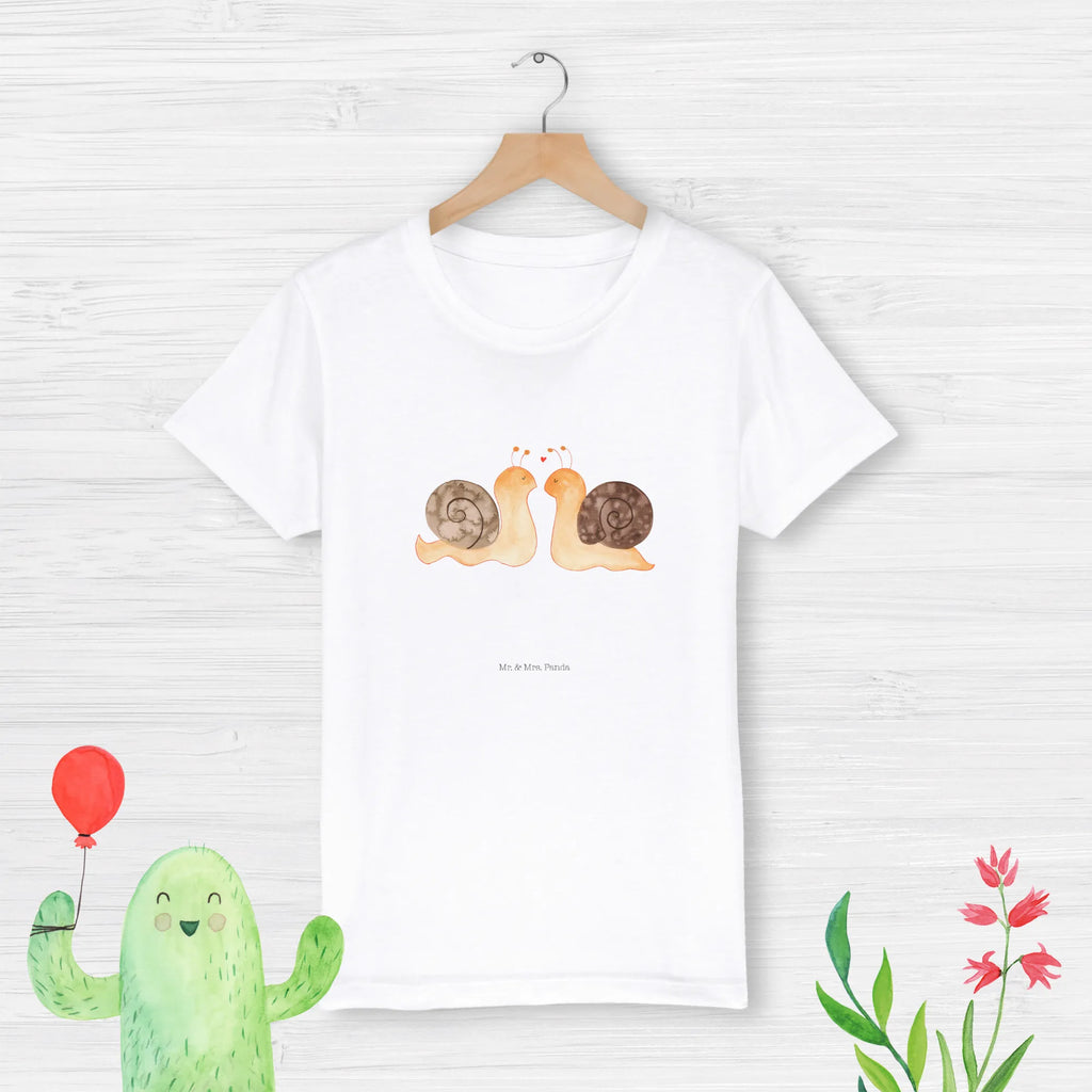 Organic Kids T-Shirt Snails in love Kinder T-Shirt Mädchen, Kinder T-Shirt, Kinder T-Shirt Jungen, Heiraten, Ehemann, Heiratsantrag, Partner, Hocheitstag, Verlobung, Jahrestag, Freund, Liebesgeschenk, Liebe, Ehefrau, Freundin