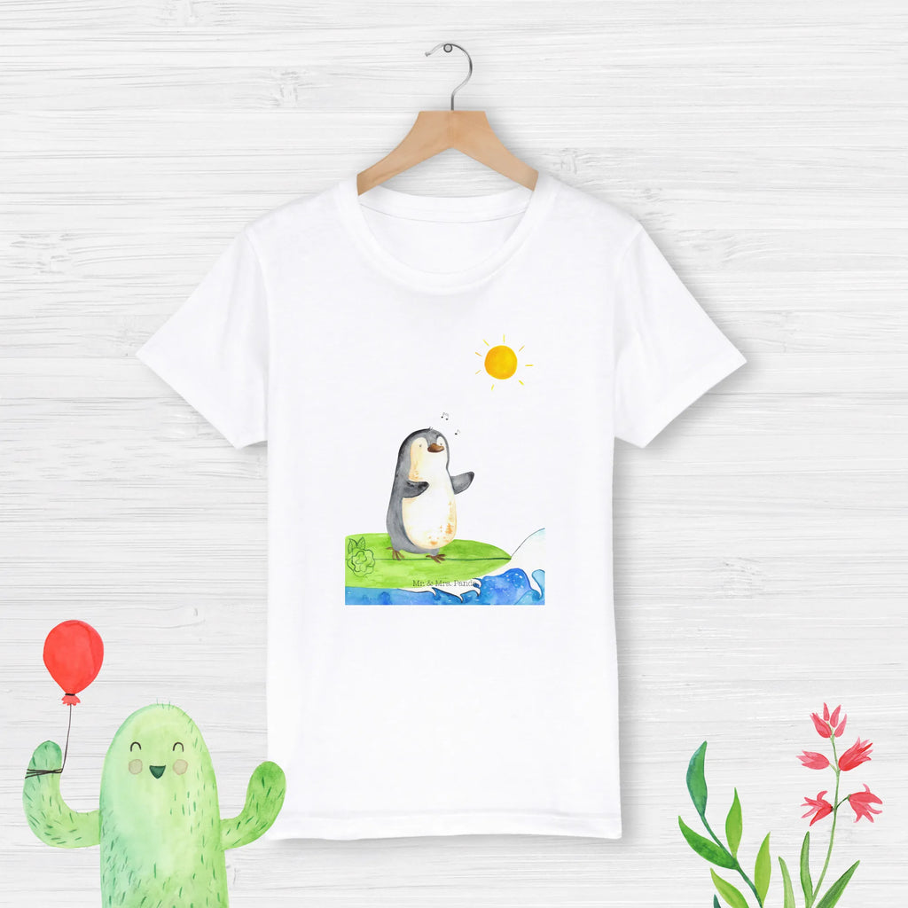 Organic Kinder T-Shirt Pinguin Surfer Kinder T-Shirt Mädchen, Kinder T-Shirt Jungen, Kinder T-Shirt, Pinguin, Hawaii, Urlaub, Wellen Reiten, Pinguine, Portugal, Surfen, Surfer, Wellen