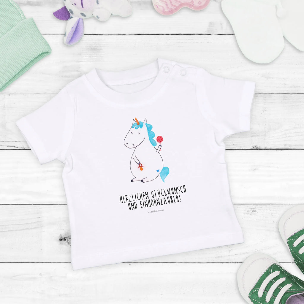 Organic Baby Shirt Einhorn Baby Baby Shirt Gestreift, Baby Shirt Mit Aufdruck, Baby Shirt Erstausstattung, Baby Shirt Mit Spruch, Baby T-Shirt, Baby Shirt Weiß, Baby Kurzarmshirt, Baby Shirt, Baby Shirt Modern, Baby Shirt Grau, Baby Shirt Bunt, Baby Top, Baby Baumwollshirt, Baby Oberteil, Baby Shirt Neutral, Baby Shirt Mit Motiv, Baby Shirt Alltag, Baby Jerseyshirt, Baby Pullover, Baby Shirt Unisex, Baby Shirt Geschenk, Lustiges Baby Shirt, Baby Shirt Zur Geburt, Süßes Baby Shirt, Baby Shirt Pastell, Baby Shirt Klassisch, Baby Shirt Mädchen, Baby Shirt Junge, Baby Langarmshirt, Baby Hemd, Baby Bio Shirt, Baby Sweatshirt, Unicorn, Einhorn Deko, Einhorn, Einhörner, Nachwuchs, Geburtstag, Schnuller, Geburt, Party, Erstes Kind, Kind, Baby, Babyglück, Mutter, Eltern