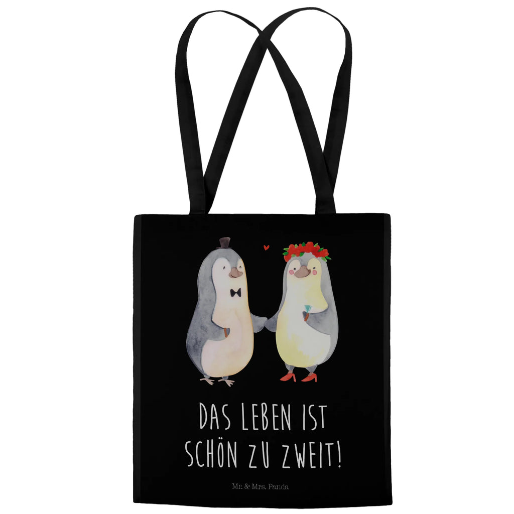 Tote bag Penguins getting married Einkaufstüte, Shopper, Beutel, Beuteltasche, Jutetasche, Schultertasche, Laptoptasche, Stofftasche, Tragetasche, Umhängetasche, Tasche, Badetasche, Jutebeutel, Strandtasche, Einkaufstasche, Stoffbeutel, Liebe, Partner, Freund, Freundin, Ehemann, Ehefrau, Heiraten, Verlobung, Heiratsantrag, Liebesgeschenk, Jahrestag, Hocheitstag