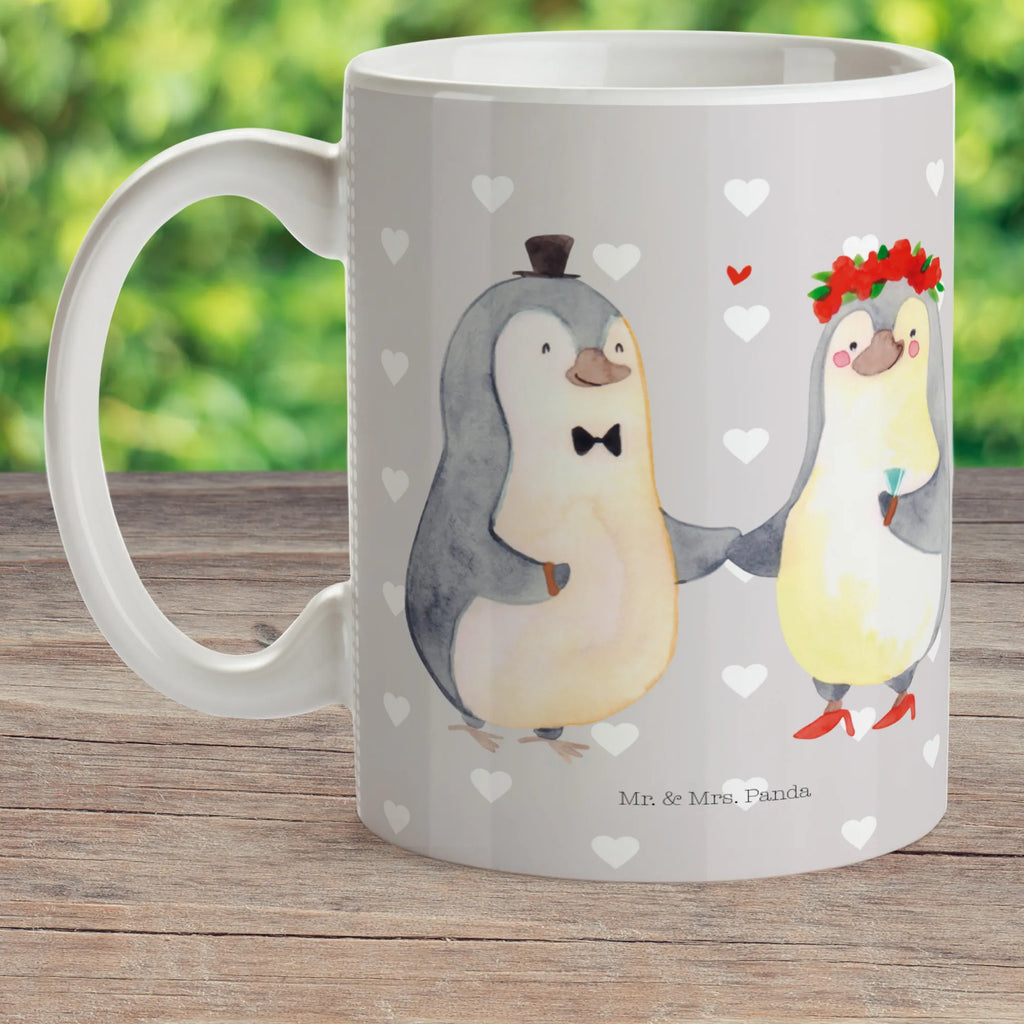 Child's mug Penguins getting married plastic cup, kindergarten, drinking cup, coffee cup, camping mug, mug, Love, Loving, Two, Together, Marriage, Engagement, Proposal of marriage, Love gift, gift for her, gift for him, anniversary gift