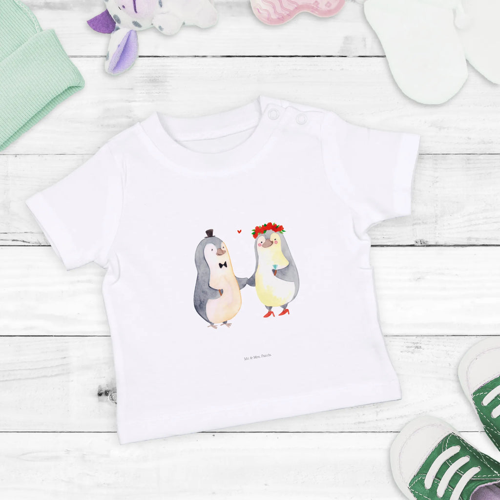 Organic Baby Shirt Pinguin Heirat Baby T-Shirt, Baby Shirt Mit Motiv, Baby Pullover, Baby Shirt Mit Aufdruck, Baby Jerseyshirt, Baby Shirt Modern, Baby Shirt, Baby Oberteil, Baby Langarmshirt, Baby Baumwollshirt, Süßes Baby Shirt, Baby Shirt Erstausstattung, Baby Shirt Geschenk, Baby Shirt Grau, Baby Shirt Mit Spruch, Baby Shirt Unisex, Baby Shirt Bunt, Baby Shirt Zur Geburt, Baby Shirt Klassisch, Baby Bio Shirt, Baby Top, Baby Shirt Pastell, Baby Shirt Weiß, Baby Kurzarmshirt, Baby Shirt Gestreift, Baby Shirt Alltag, Baby Sweatshirt, Baby Shirt Mädchen, Baby Shirt Junge, Baby Shirt Neutral, Baby Hemd, Lustiges Baby Shirt, Heiratsantrag, Partner, Hocheitstag, Ehemann, Liebe, Ehefrau, Jahrestag, Freund, Liebesgeschenk, Verlobung, Freundin, Heiraten