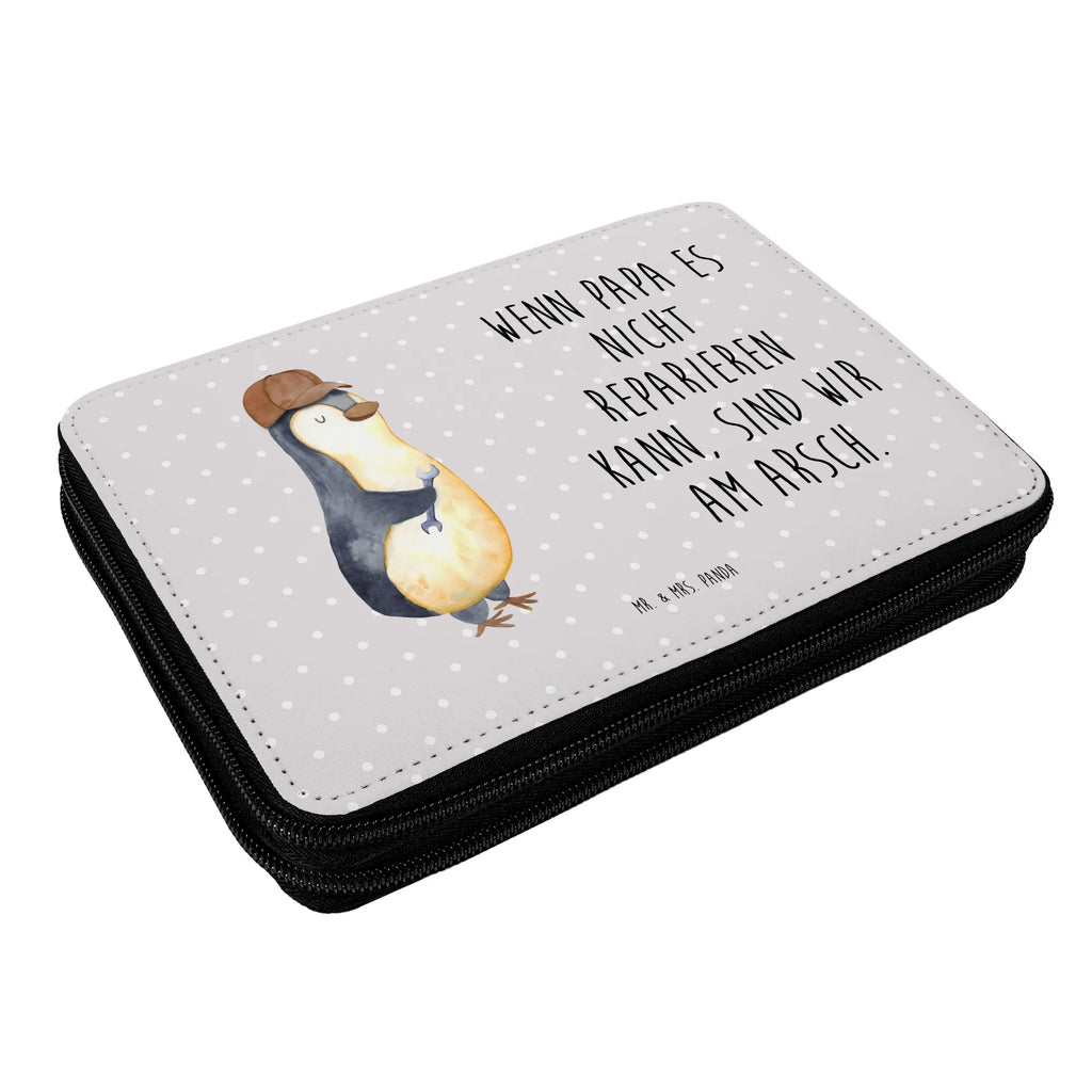 Leather folder If Daddy can't fix it, we're screwed. Stiftetasche, Schuletui, Schlampermäppchen, Stiftebeutel, Etui für Stifte, Stiftemappe, Federtasche, Stifteetui, Mäppchen, Schüleretui, Federmäppchen, Stifte Etui, Farbstiftetui, Buntstiftmäppchen, Bleistiftetui, Bleistift Etui, Zeichenetui, Buntstiftetui, Schreibetui, Schulmäppchen, Federmappe Set, Schreibmappe, Malmappe, Oma, Opa, Muttertag, Familie, Schwester, Bruder, Vatertag, Mama, Papa, Vater, Geschenk Papa, Bester Papa Der Welt