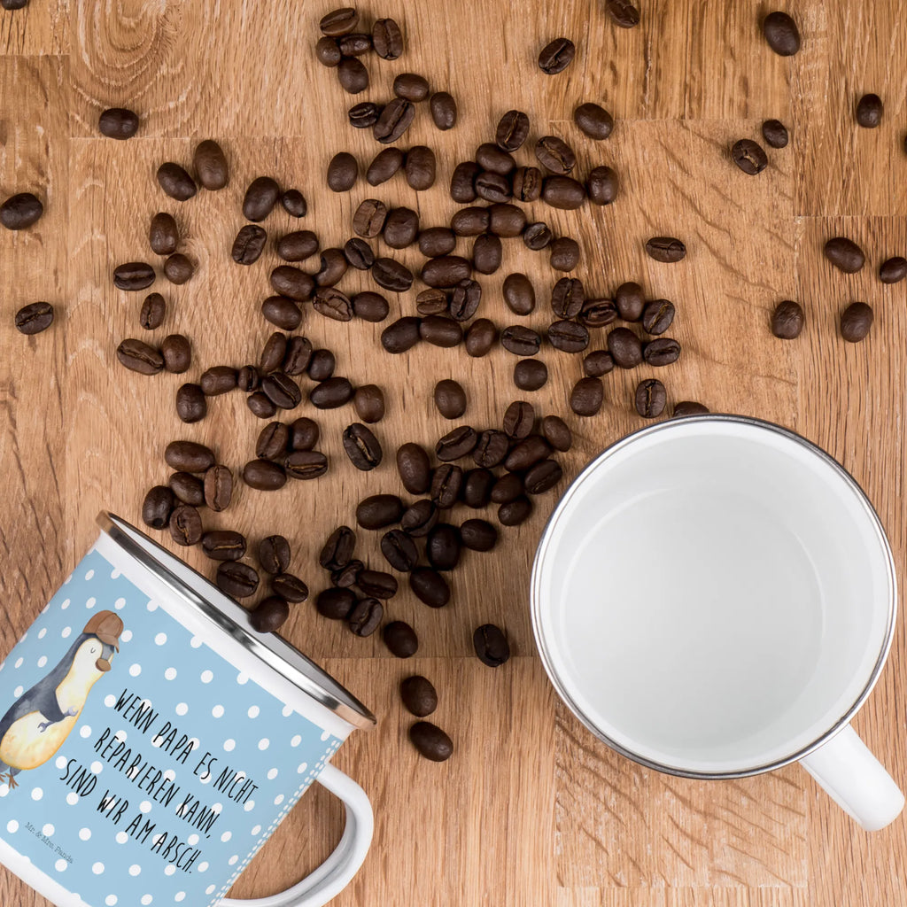 Camping Emaille Tasse Wenn Papa es nicht reparieren kann, sind wir am Arsch Outdoor Becher, Tasse Camping, Tasse Emaille, Emaille Becher Camping, Camping Tassen Emaille, Campingtassen, Emaille Campingbecher, Camping Becher Edelstahl, Camping Tasse Metall, Metalltasse, Emaille Trinkbecher, Emailletasse, Emaille Becher, Metalltasse für Camping, Metall Tasse, Camping Tassen, Camping Tasse Emaille, Blechtasse Outdoor, Blechtassen, Kaffee Blechtasse, Emaille Tasse, Emaille Tassen, Blechtasse, Edelstahl Trinkbecher, Outdoor Tasse, Camping Becher, Emaille Tasse Camping, Campingbecher, Campingtasse, Trinkbecher, Familie, Vatertag, Muttertag, Bruder, Schwester, Mama, Papa, Oma, Opa, Geschenk Papa, Vater, Bester Papa der Welt