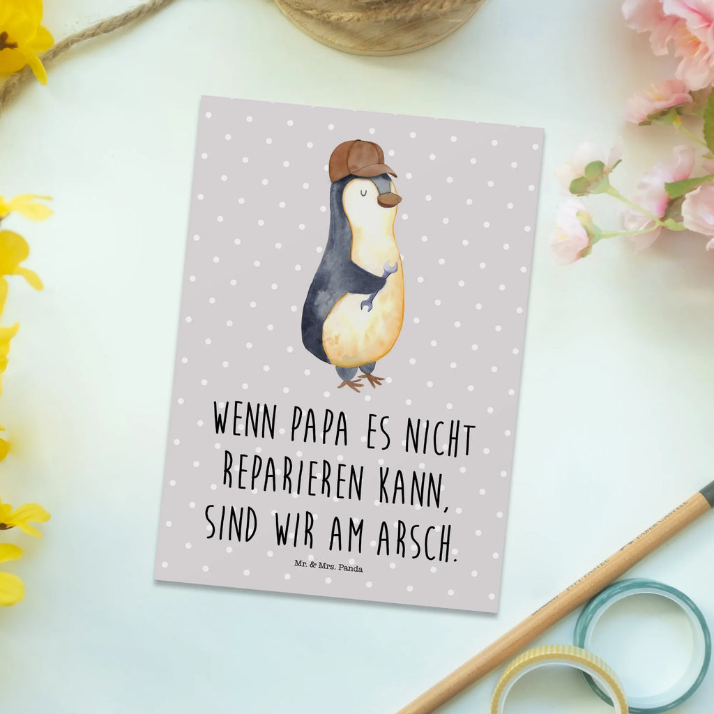 Postkarte Wenn Papa es nicht reparieren kann, sind wir am Arsch bildkarte, einzelkarte, Kunstkarten, Designkarte, Fotokarte, Ansichtskarten, Postkarten, Postkarte, spruchkarte, Ansichtskarte, Grußkarte, kunstkarte, Motivkarte, Bruder, Familie, Muttertag, Papa, Schwester, Mama, Vatertag, Opa, Oma, Vater, Bester Papa Der Welt, Geschenk Papa