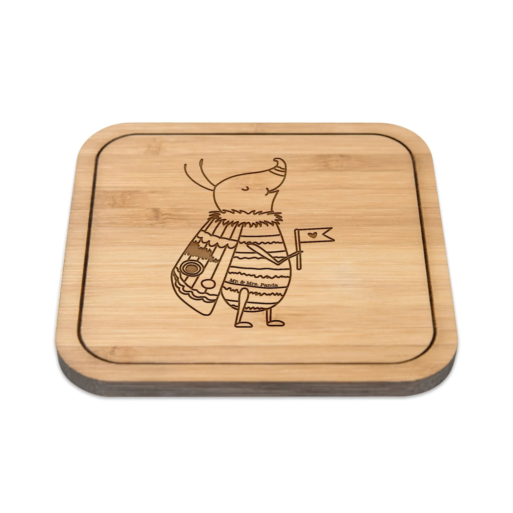 Untersetzer quadratisch Nachtfalter Fähnchen Gläser Schutz, Untersetzer Aus Filz, Untersetzer Für Esstisch, Getränkeunterlage, Untersetzer Für Wohnzimmer, Untersetzer 4er Set, Untersetzer Aus Kork, Unterlage Für Tassen, Bambusuntersetzer Quadratisch, Nachhaltiger Untersetzer, Handgemachter Untersetzer, Quadratischer Untersetzer, Glasunterlage, Coaster Quadratisch, Holzuntersetzer Quadratisch, Tassenuntersetzer, Untersetzer 6er Set, Untersetzer Quadratisch, Untersetzer Aus Holz Quadratisch, Filzuntersetzer Quadratisch, Klassischer Getränkeuntersetzer, Dekorativer Untersetzer Quadratisch, Tischschoner, Tassen Schutz, Bierdeckel, Untersetzer Geschenk, Glasuntersetzer, Untersetzer Für Küche, Untersetzer Büro, Hitzebeständiger Untersetzer, Unterlage Für Becher, Robuster Untersetzer, Rutschfester Untersetzer, Umweltfreundlicher Untersetzer, Korkuntersetzer Quadratisch, Schieferuntersetzer Quadratisch, Keramikuntersetzer, nachhhaltig Unterstzer, Tischuntersetzer Quadratisch, Tassenunterlage, Becheruntersetzer, Kratzschutz Für Tisch, Moderner Tischuntersetzer, Design Untersetzer, Unterlage Für Gläser, Getränkeuntersetzer, Tiermotive, Gute Laune, lustige Sprüche, Tiere, Küche Deko, niedlich, Was kostet die Welt, Spruch lustig, Spruch witzig, süß, Käfer, Nachtfalter