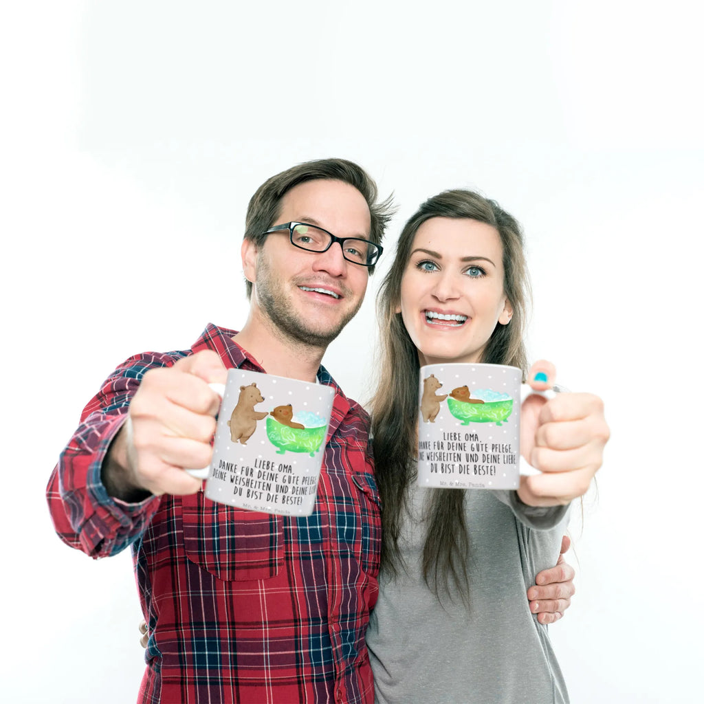 Mug granny Bathe Tasse, Bürotasse, Geschenktasse, Tasse mit Motiven, Teetasse, Tasse mit Zitaten, Keramiktasse, Porzellantasse, Kaffeetasse, Familie, Vatertag, Muttertag, Bruder, Schwester, Mama, Papa, Oma, Opa, Liebe, Baden, Enkel, Großmutter