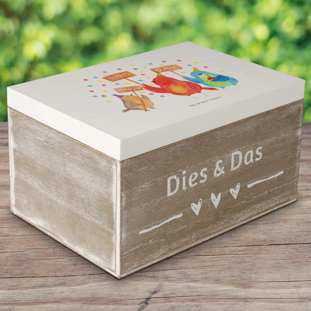 Holzkiste 70. Geburtstag Happy Bird Day Schatulle, Aufbewahrungskiste, Aufbewahrungsbox, Holztruhe, Holzbox mit Deckel, holztruhen, Aufbewahrungsbox aus Holz, holzkästchen, aufbewahrungstruhe, kiste holz, Holzboxen, Box aus Holz, aufbewahrungsboxen, aufbewahrungskisten, Holzkiste mit Deckel, holzschachtel, holzschatulle, box holz, aufbewahrungskiste mit deckel, Holzkiste, Holz Aufbewahrungsbox, Holzkisten, truhe holz, Aufbewahrungsbox Holz, Holzbox, Geburtstag, Geburtstagsgeschenk, Geschenk, Mitbringsel, für, Feier, Zum