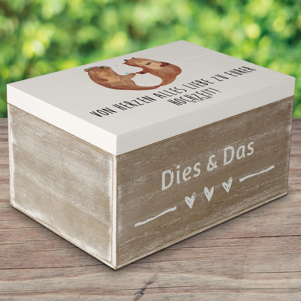 Holzkiste Hochzeitspaar Otter Aufbewahrungsbox, XXL, Truhe, Geschenkdose, Holzkiste, Dekokiste, Schatulle, Kiste, Geschenkbox, Erinnerungsbox, Erinnerungskiste, Schatzkiste, Hochzeit, Hochzeitsgeschenk, Ehe, Hochzeitsfeier, Trauung, Trauungsgeschenk, Hochzeitskarte, Verlobungsfeier, Verlobungsgeschenk, Hochzeitsgeschenkideen, Hochzeitsgeschenke für Brautpaar, Geschenk zur Hochzeit, Hochzeitstag