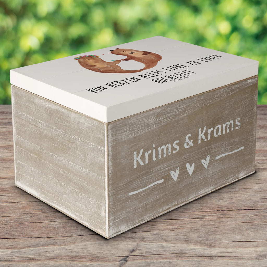 Holzkiste Hochzeitspaar Otter Aufbewahrungsbox, XXL, Truhe, Geschenkdose, Holzkiste, Dekokiste, Schatulle, Kiste, Geschenkbox, Erinnerungsbox, Erinnerungskiste, Schatzkiste, Hochzeit, Hochzeitsgeschenk, Ehe, Hochzeitsfeier, Trauung, Trauungsgeschenk, Hochzeitskarte, Verlobungsfeier, Verlobungsgeschenk, Hochzeitsgeschenkideen, Hochzeitsgeschenke für Brautpaar, Geschenk zur Hochzeit, Hochzeitstag