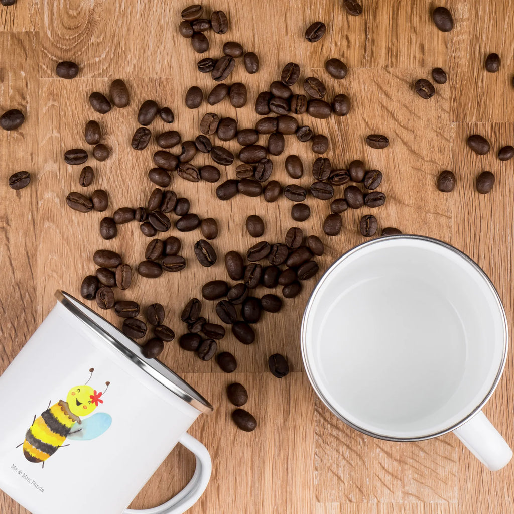 Camping Emaille Tasse Biene Happy Emaille Tassen, Camping Tassen, Outdoor Tasse, Kaffee Blechtasse, Emaille Becher, Outdoor Becher, Campingbecher, Camping Tasse Metall, Edelstahl Trinkbecher, Emaille Tasse, Camping Becher Edelstahl, Metalltasse, Tasse Camping, Blechtasse Outdoor, Emaille Campingbecher, Metall Tasse, Emaille Tasse Camping, Emaille Trinkbecher, Emailletasse, Tasse Emaille, Trinkbecher, Campingtasse, Camping Tassen Emaille, Blechtassen, Campingtassen, Camping Becher, Metalltasse für Camping, Emaille Becher Camping, Blechtasse, Camping Tasse Emaille, Biene, Wespe, Hummel