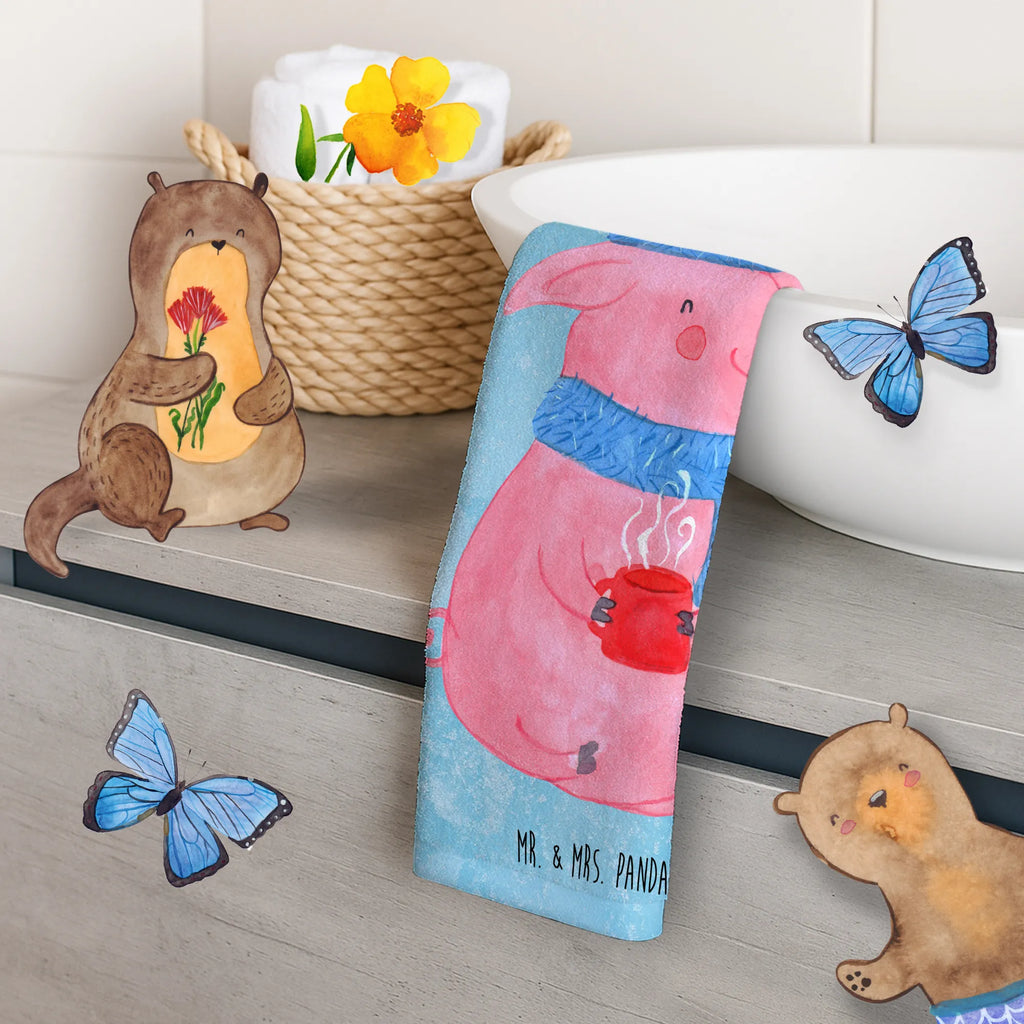 Gästehandtuch Schweinchen Glühwein Gästehandtuch Weiß, Gästehandtuch Saugfähig, Handtuch Klein, Gästehandtuch Weich, Gästehandtuch Für Hotels, Gästehandtuch Schwarz, Gästehandtuch Nachhaltig, Gästehandtuch Bio Baumwolle, Gästehandtuch Set, Gästehandtuch Schnell Trocknend, Handtuch Für Gäste, Gästehandtuch Strapazierfähig, Waschhandtuch, Gästehandtuch Beige, Gästehandtücher, Gästehandtuch Bunt, Gästehandtuch Baumwolle, Handtuch Gästeformat, Gästehandtuch 30x50, Gästehandtuch Badezimmer, Handtuch Gästezimmer, Gästehandtuch Modern, Gästehandtuch Waschbar, Gästehandtuch Pflegeleicht, Gästehandtuch Bad, Gästehandtuch Grau, Gäste-Tuch, Handtuch Für Gäste-WC, Gästehandtuch Ökologisch, Gästehandtuch Hochwertig, Gästehandtuch Mit Muster, Kleines Handtuch, Gästehandtuch Mit Bordüre, Handtuch Für Toilette, Gästehandtuch Klassisch, Gästehandtuch, Winter, Weihnachten, Weihnachtsdeko, Nikolaus, Advent, Heiligabend, Wintermotiv, Spruch, Weihnachtsmarkt, Betrunken, Glühwein