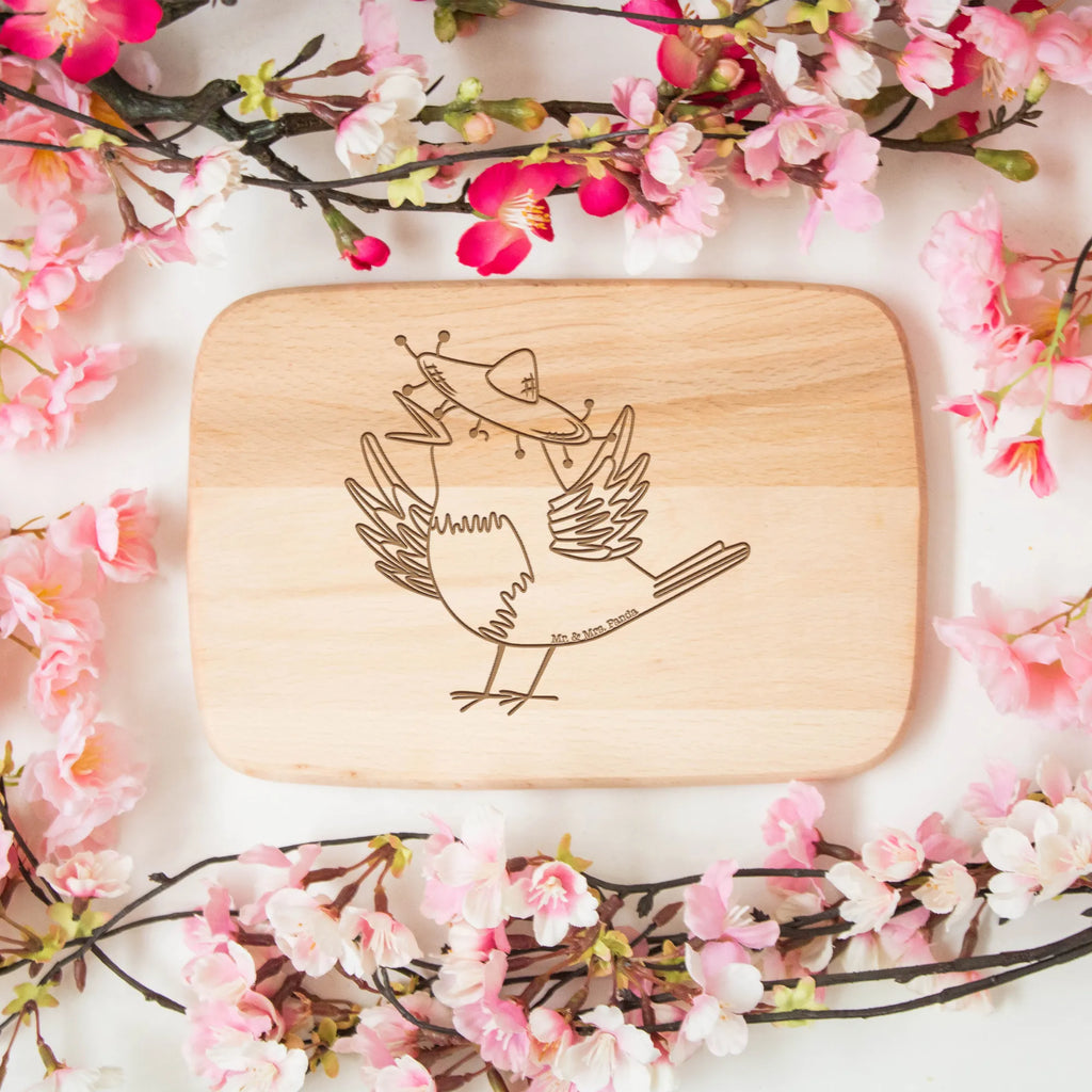 Küchenbrett Rabe Sombrero Frühstücksbrettchen, Küchenbrett, Schneidebrett, Schneidebrett Holz, Holzbrett, Frühstücksbrett, Tiermotive, Gute Laune, lustige Sprüche, Tiere, glücklich sein, fröhlich sein, Spruch positiv, Vogel, Motivation, Elster, froh, Glück Spruch, Vögel, Rabe