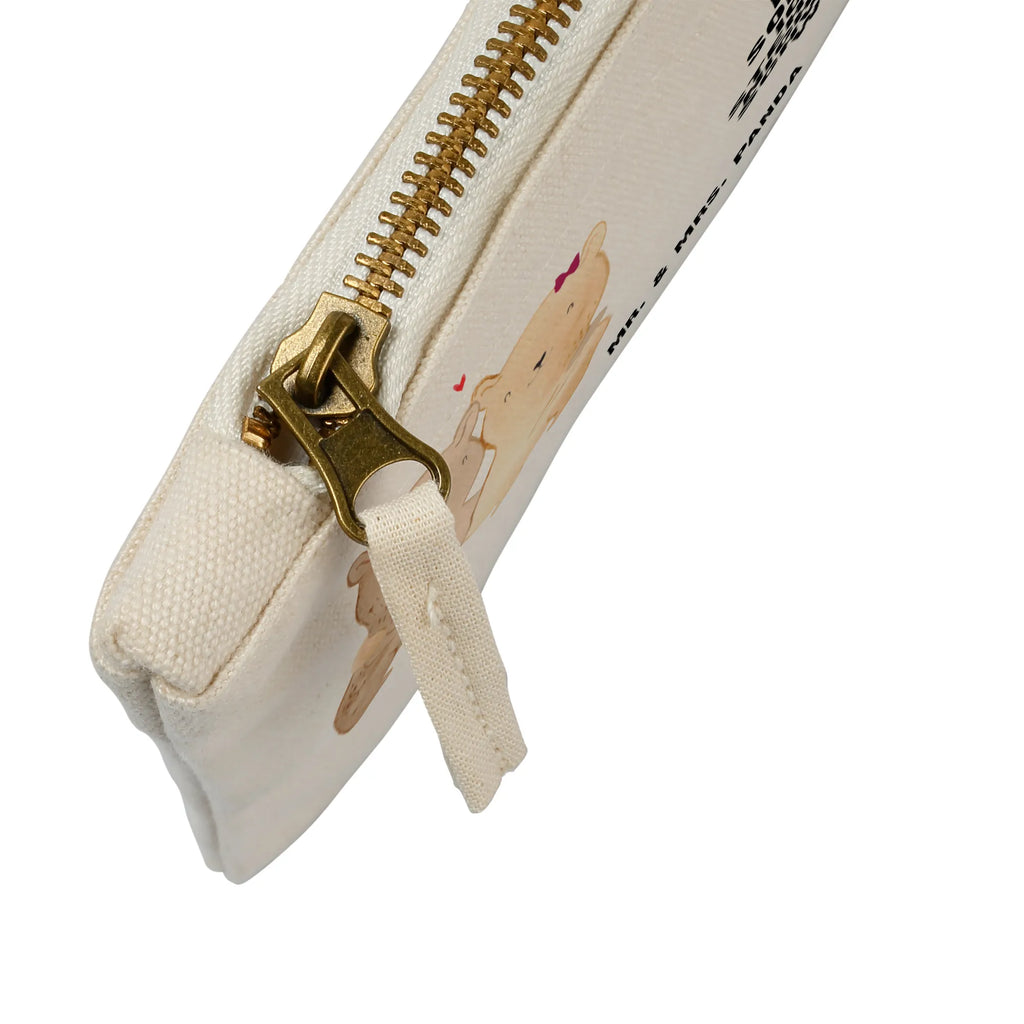 Make-up bag bears sisters Stifteaufbewahrung, Kosmetiktasche Organizer, Schminktasche Groß, Make-Up Tasche, Schminktasche Für Mädchen, Schminktasche, Kosmetiktasche Damen, Schminktasche für Unterwegs, Schminktasche Geschenk, Schminktasche Leder, Aufbewahrung für Schminke, Schminktasche Stoff, Schminktasche Mit Muster, Schminktäschchen, Schminktasche Mit Reißverschluss, Reise-Kosmetiktasche, Schminktasche Modern, Schminktasche Tiermotiv, Kosmetiktasche, Kosmetiktasche Für Handtasche, Schminktasche Für Unterwegs, Schminktasche Wasserdicht, Kosmetiktasche Mit Spiegel, Schminktasche Zum Aufhängen, Kosmetiktasche Zum Mitnehmen, Schminktasche Minimalistisch, Schminktasche Reise, Schminktasche Mit Fächern, Schminktasche Für Teenager, Kulturbeutel Damen, Schminktasche Blumen, Schminktasche Transparent, Schminktasche Nachhaltig, Schminktasche Klein, Schminkbeutel, Familie, Vatertag, Muttertag, Bruder, Schwester, Mama, Papa, Oma, Opa