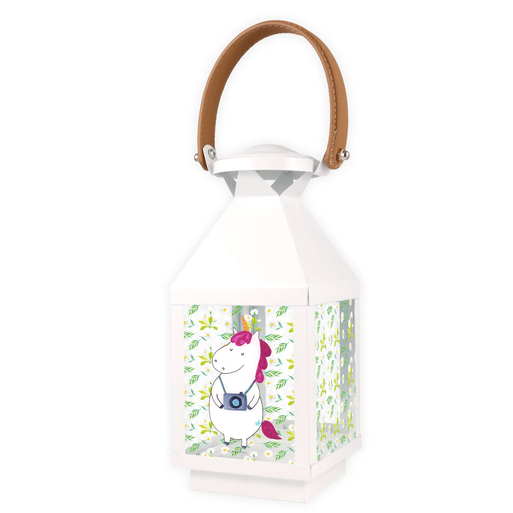 Deko Laterne Einhorn Fotograf Laterne Weiß, Leuchten, Lichterkettenlaterne, Laterne Mit Muster, Laterne Zum Stellen, Laterne Vintage, Laterne Shabby Chic, Laterne Skandinavisch, Laterne Wind- und Wetterfest, Terrasse-Laterne, Laterne Mit Griff, Laterne Minimalistisch, Laterne XXL, Laterne Beleuchtet, Kerzenlaterne, Laterne Mit Motiv, Laternenwindlicht, Deko Laterne, Windlicht, Laterne Klein, Innenraum-Laterne, Laterne Modern, Outdoor-Laterne, Dekolaterne, Laterne Mit Blumenmotiv, Laterne Mit Spiegelglas, Laterne Rustikal, Laterne Landhausstil, Laterne Pastellfarben, Laterne Zum Hängen, Glaslaterne, Teelichthalter Laterne, Windlichtlaterne, Laterne Orientalisch, Lichterlaterne, Hängelaterne Deko, LED-Laterne, Holzlaterne, Laterne Deko, Tischlaterne, Laterne Klassisch, Laterne Romantisch, Laternenlicht, Laternen-Set, Laterne Maritim, Metalllaterne, Laterne Spülmaschinenfest (Glas), Metall Laterne, Hängeleuchte, Laterne Mit Sternenmuster, Einhörner, Unicorn, Einhorn Deko, Einhorn, Fotografie, Reisen, Weltreise, Kurztrip, Kamera, Städtereise, Urlaub, Weltenbummler, Fotograf, Tourist, Reise