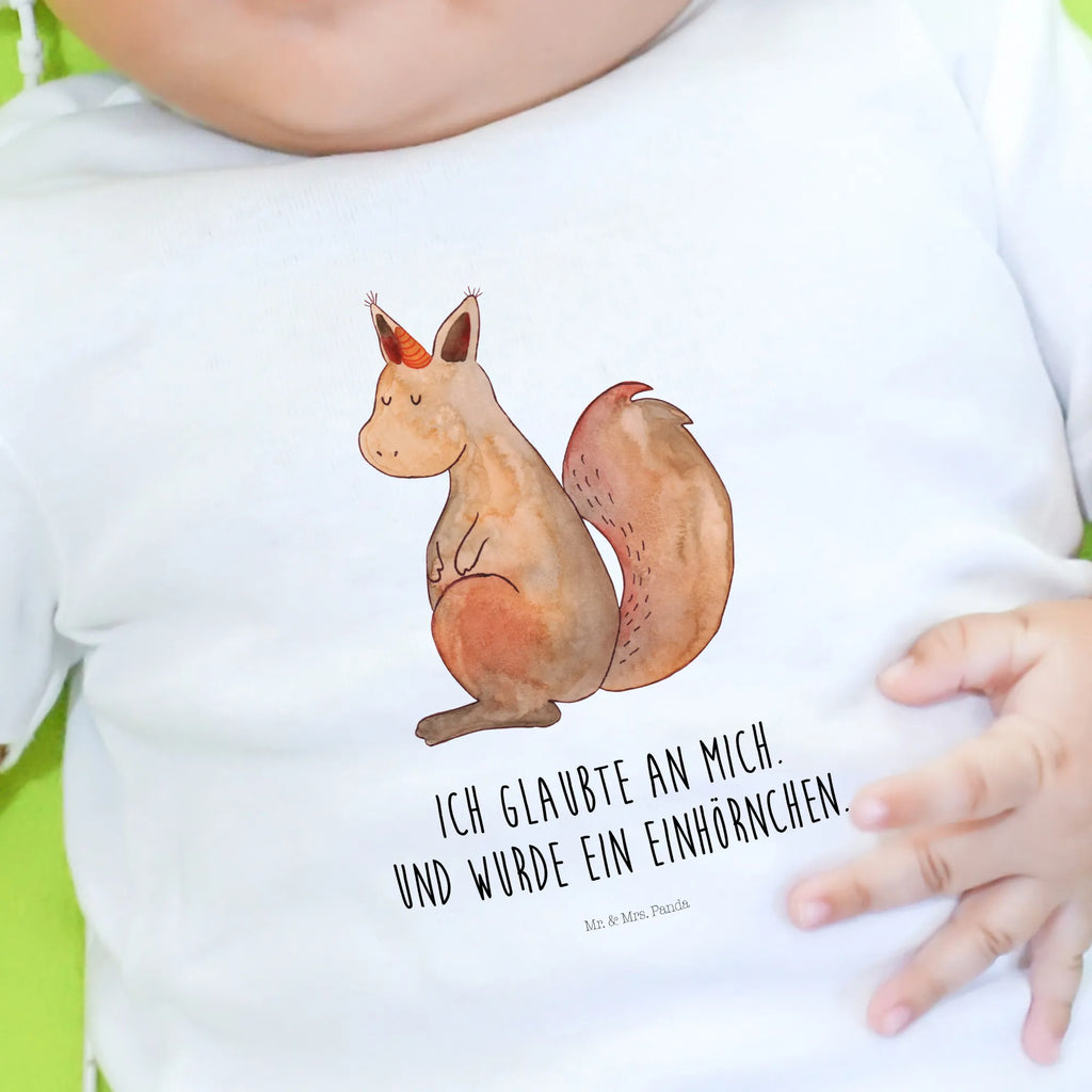 Organic Baby Shirt Einhorn Glauben Baby Shirt Mit Aufdruck, Baby Shirt Grau, Baby Shirt Zur Geburt, Baby Oberteil, Baby Baumwollshirt, Baby Shirt Modern, Baby Top, Baby Kurzarmshirt, Baby Shirt Unisex, Baby Shirt Weiß, Süßes Baby Shirt, Baby T-Shirt, Baby Shirt Junge, Baby Shirt Geschenk, Baby Shirt Neutral, Baby Bio Shirt, Baby Shirt Pastell, Baby Shirt Mädchen, Baby Shirt Alltag, Baby Jerseyshirt, Baby Pullover, Baby Shirt Gestreift, Baby Shirt Mit Motiv, Baby Sweatshirt, Baby Shirt Mit Spruch, Baby Shirt Erstausstattung, Lustiges Baby Shirt, Baby Shirt Bunt, Baby Langarmshirt, Baby Hemd, Baby Shirt, Baby Shirt Klassisch, Einhorn Deko, Einhörner, Einhorn, Unicorn, Einhörnchen, Eichhörnchen, Eichhorn