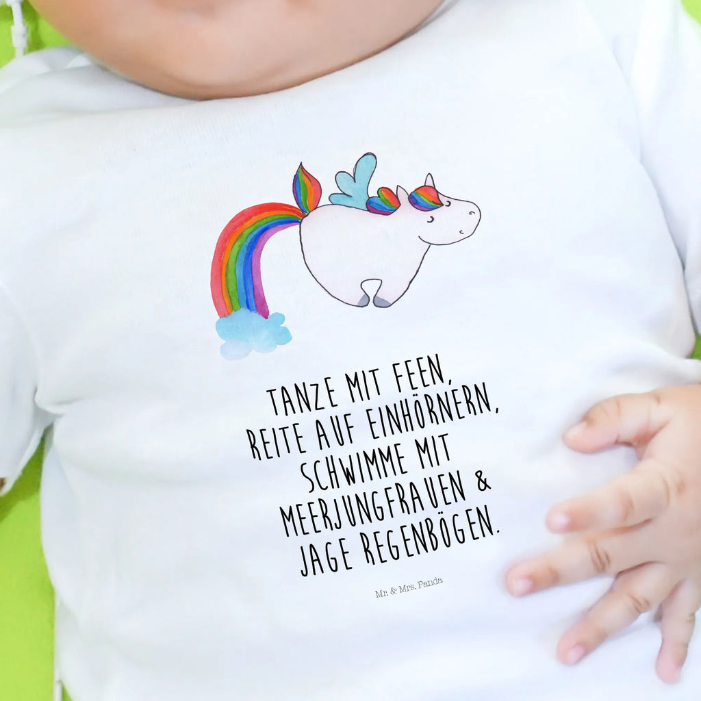 Organic Baby Shirt Einhorn Fliegendes Pferd Baby Shirt Bunt, Baby Shirt Modern, Baby Shirt Geschenk, Baby Shirt Mit Motiv, Baby Sweatshirt, Baby Shirt Weiß, Baby Baumwollshirt, Baby Shirt Junge, Baby Shirt, Baby Shirt Grau, Baby Shirt Gestreift, Baby Bio Shirt, Baby Shirt Erstausstattung, Baby Shirt Mädchen, Baby Shirt Pastell, Baby Pullover, Baby Langarmshirt, Süßes Baby Shirt, Baby Shirt Mit Aufdruck, Baby Oberteil, Baby Jerseyshirt, Lustiges Baby Shirt, Baby Shirt Zur Geburt, Baby Shirt Unisex, Baby Shirt Alltag, Baby T-Shirt, Baby Shirt Neutral, Baby Kurzarmshirt, Baby Shirt Mit Spruch, Baby Shirt Klassisch, Baby Top, Baby Hemd, Unicorn, Einhorn Deko, Einhorn, Einhörner, Regenbogen, Realität, Erwachsenwerden, Glitzer, Spielen