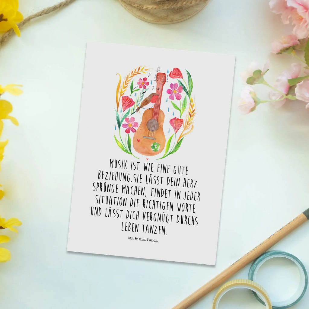 Pocztówka Rudzik Gitara Dekoracje kwiatowe, dekoracje wiosenne, dekoracje letnie, dekoracja, pozytywna wiadomość, miłośnik natury, na zewnątrz, natura, przygoda