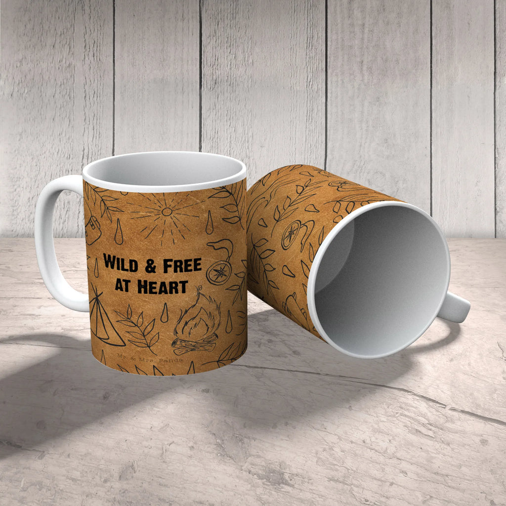 Tasse Wild & Free Leather Tasse mit Motiven, Tasse, Porzellantasse, Keramiktasse, Kaffeetasse, Tasse mit Zitaten, Teetasse, Geschenktasse, Bürotasse, Blumen Deko, Frühlings Deko, Sommer Deko, Dekoration, positive Botschaft, Naturliebhaber, Outdoor, Natur, Abenteuer
