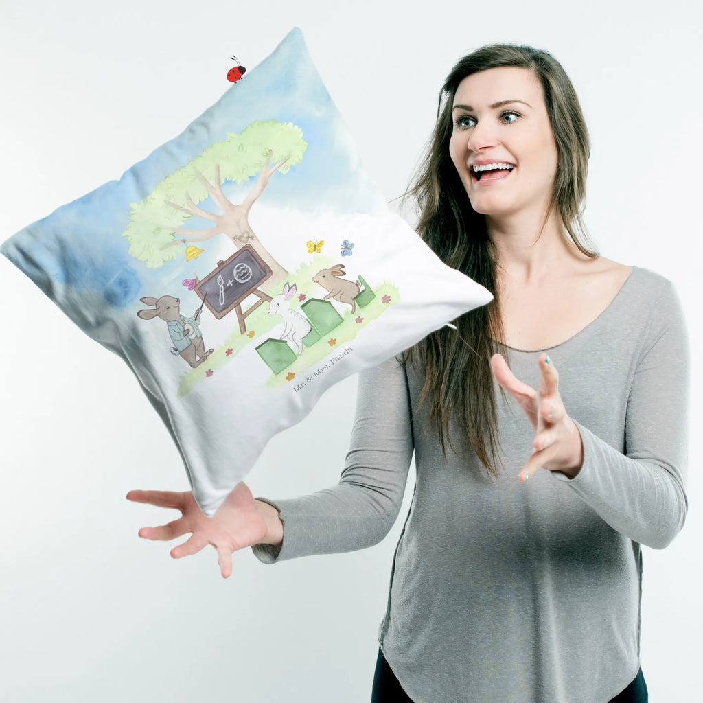 Cushion Rabbits School Zierkissen, Sofakissen, Kissenhülle, Dekokissen 40x40, Dekokissen, Kissenhülle 40x40, Dekokissen Sofa, Couchkissen, Kissen, sitzkissen, Kopfkissen, sofakissen, Kissen 40x40 Waschbar, Kopfkissen 40x40, Sofakissen 40x40, Kissenbezug 40x40, Kissenbezüge, Motivkissen, Kissen 40x40, Ostern, Osterhase, Ostergeschenke, Osternest, Osterdeko, Geschenke zu Ostern, Ostern Geschenk, Ostergeschenke Kinder, Ostern Kinder