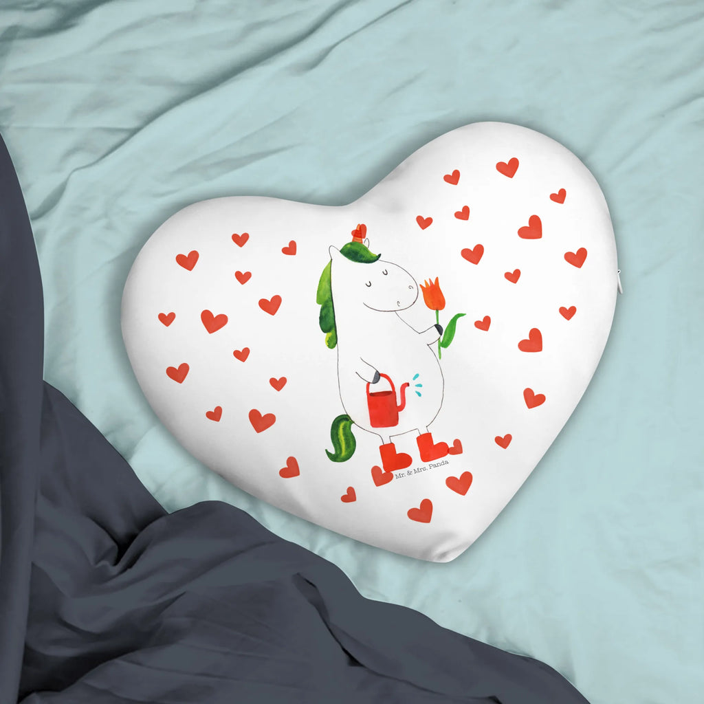 Herzkissen Einhorn Gärtner Liebesbeweis Kissen, Weißes Herzkissen, Handgemachtes Herzkissen, Jahrestag, Romantisches Herzkissen, Kuschelkissen Herz, Herzkissen, Großes Herzkissen, Bett Herzkissen, Herzkissen Für Paare, Kleines Herzkissen, Herzförmiges Kissen, Herzkissen Mit Aufdruck, Herz Kissen Rot, Herzkissen Mit Spruch, Buntes Herzkissen, Schmusekissen Herzform, Verlobung, Herz Kissen Plüsch, Kreatives Herz Kissen, Herzkissen Geburtstag, Herz Pillow, Herzkissen Für Kinder, Herz Kissen, Herz Kissen Set, Kuscheliges Herzkissen, Weiches Herzkissen, Geschenk Herzkissen, Valentinstag, Herzförmiges Dekokissen, Samt Herzkissen, Herzförmiges Kuschelkissen, Mini Herz Kissen, Flauschiges Herz Kissen, Design Herzkissen, Herzkissen Hochzeit, Herzkissen Valentinstag, Herzkissen Mit Motiv, Deko Herzkissen, Liebeskissen, Valentinskissen, Sofa Herzkissen, Plüsch Herzkissen, XXL Herzkissen, Samtiges Herzkissen, Dekokissen Herzform, Unicorn, Einhorn, Einhörner, Einhorn Deko, Garten, Luftballon, Stiefel, Blume, Freude, Lebenslust, Freundin, Giesskanne, Gießkanne