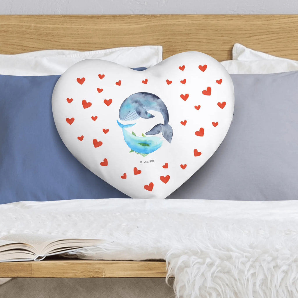 Herzkissen Walfisch & Thunfisch XXL Herzkissen, Herz Kissen Plüsch, Flauschiges Herz Kissen, Buntes Herzkissen, Herzkissen Valentinstag, Plüsch Herzkissen, Herzkissen Für Paare, Sofa Herzkissen, Valentinskissen, Herz Pillow, Mini Herz Kissen, Dekokissen Herzform, Deko Herzkissen, Samt Herzkissen, Herzkissen Hochzeit, Handgemachtes Herzkissen, Liebesbeweis Kissen, Bett Herzkissen, Herzkissen Mit Spruch, Herzförmiges Kuschelkissen, Weißes Herzkissen, Kleines Herzkissen, Geschenk Herzkissen, Liebeskissen, Herzkissen Für Kinder, Herzkissen Mit Aufdruck, Herz Kissen, Weiches Herzkissen, Schmusekissen Herzform, Herzkissen Mit Motiv, Kuscheliges Herzkissen, Herzförmiges Kissen, Herz Kissen Set, Samtiges Herzkissen, Herz Kissen Rot, Herzkissen Geburtstag, Design Herzkissen, Herzförmiges Dekokissen, Kuschelkissen Herz, Großes Herzkissen, Romantisches Herzkissen, Kreatives Herz Kissen, Herzkissen, Tiermotive, Gute Laune, lustige Sprüche, Tiere, Flachwitz, Wortwitz lustig, Spruch lustig, Witz, Flachwitz Geschenk, Tunfisch, Wahl, Spruch des Tages, Wal