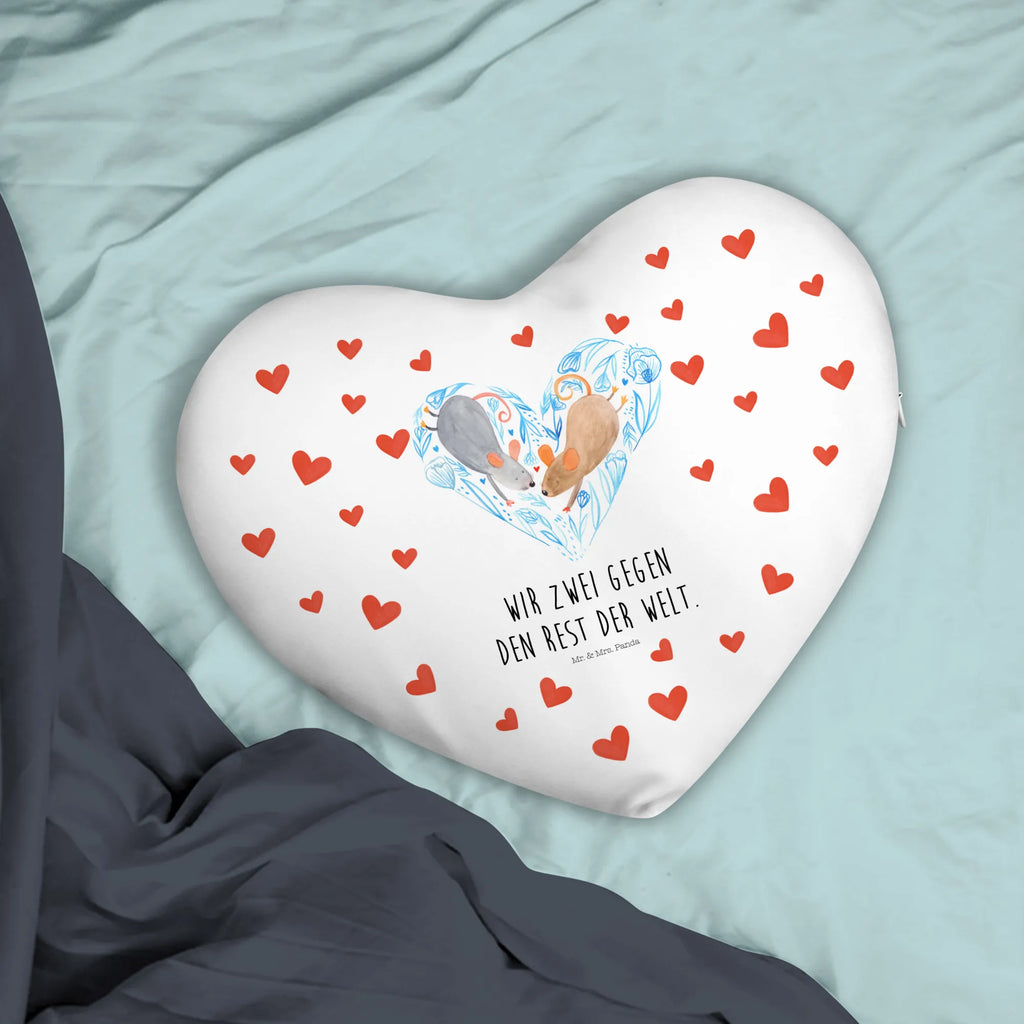 Herzkissen Mäuse Herz Weiches Herzkissen, Herz Kissen, Plüsch Herzkissen, Herzkissen Für Paare, Buntes Herzkissen, Herz Kissen Plüsch, Herzkissen, Liebeskissen, Bett Herzkissen, Samt Herzkissen, Mini Herz Kissen, Herzförmiges Kissen, Kuscheliges Herzkissen, Herz Kissen Rot, Herzkissen Für Kinder, Herzkissen Mit Aufdruck, Weißes Herzkissen, Valentinskissen, Herzförmiges Kuschelkissen, Herzkissen Geburtstag, Herz Pillow, Handgemachtes Herzkissen, Samtiges Herzkissen, Großes Herzkissen, Herzkissen Mit Motiv, Herz Kissen Set, Sofa Herzkissen, Herzkissen Mit Spruch, Flauschiges Herz Kissen, Romantisches Herzkissen, Kuschelkissen Herz, Herzkissen Valentinstag, Dekokissen Herzform, Herzkissen Hochzeit, Schmusekissen Herzform, Kreatives Herz Kissen, Kleines Herzkissen, Deko Herzkissen, Liebesbeweis Kissen, Herzförmiges Dekokissen, Geschenk Herzkissen, XXL Herzkissen, Design Herzkissen, Liebe, Partner, Freund, Freundin, Ehemann, Ehefrau, Heiraten, Verlobung, Heiratsantrag, Liebesgeschenk, Jahrestag, Hocheitstag, Liebesbeweis, Mäuse, Love, Liebesbotschaft, Maus, Gemeinsamkeit, Hochzeit, Lieblingsmensch, Geschenk für zwei