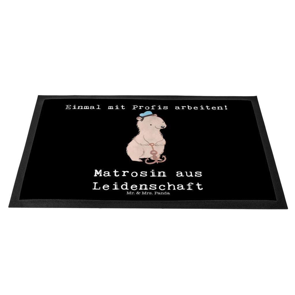 Doormat sailor Passion Eingangsteppich, Sauberlaufmatte, Fussmatten, Fußabtreter, Fussmatten online, Türmatte, Fußabstreifer, Schmutzmatte, Schmutzfänger, Motivfußmatte, Schmutzfangmatte, Haustürmatte, Fußabtreter außen, Fußmatte außen wetterfest, Gummi Matte, Fußmatte waschbar, Türvorleger, Fußabstreifer außen, Fußmatten, Schmutzfangmatte waschbar, Matte, Fußmatte innen, Vorleger, Fußmatte außen, Gummimatte, Fußmatte outdoor, Schmutzfangteppich, Beruf, Ausbildung, Jubiläum, Abschied, Rente, Kollege, Kollegin, Geschenk, Schenken, Arbeitskollege, Mitarbeiter, Firma, Danke, Dankeschön, Matrosin, Schiff, Seeleute, Schiffsmechanikerin