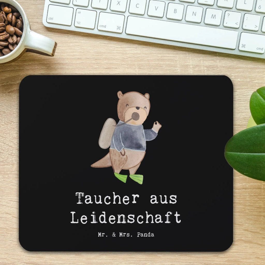 Mauspad Taucher aus Leidenschaft Arbeitszimmer, Designer Mauspad, Mauspad, Mousepad, PC Zubehör, Einzigartiges Mauspad, Mauspad Büro, Büroausstattung, Computer zubehör, Mausunterlage, Beruf, Ausbildung, Jubiläum, Abschied, Rente, Kollege, Kollegin, Geschenk, Schenken, Arbeitskollege, Mitarbeiter, Firma, Danke, Dankeschön