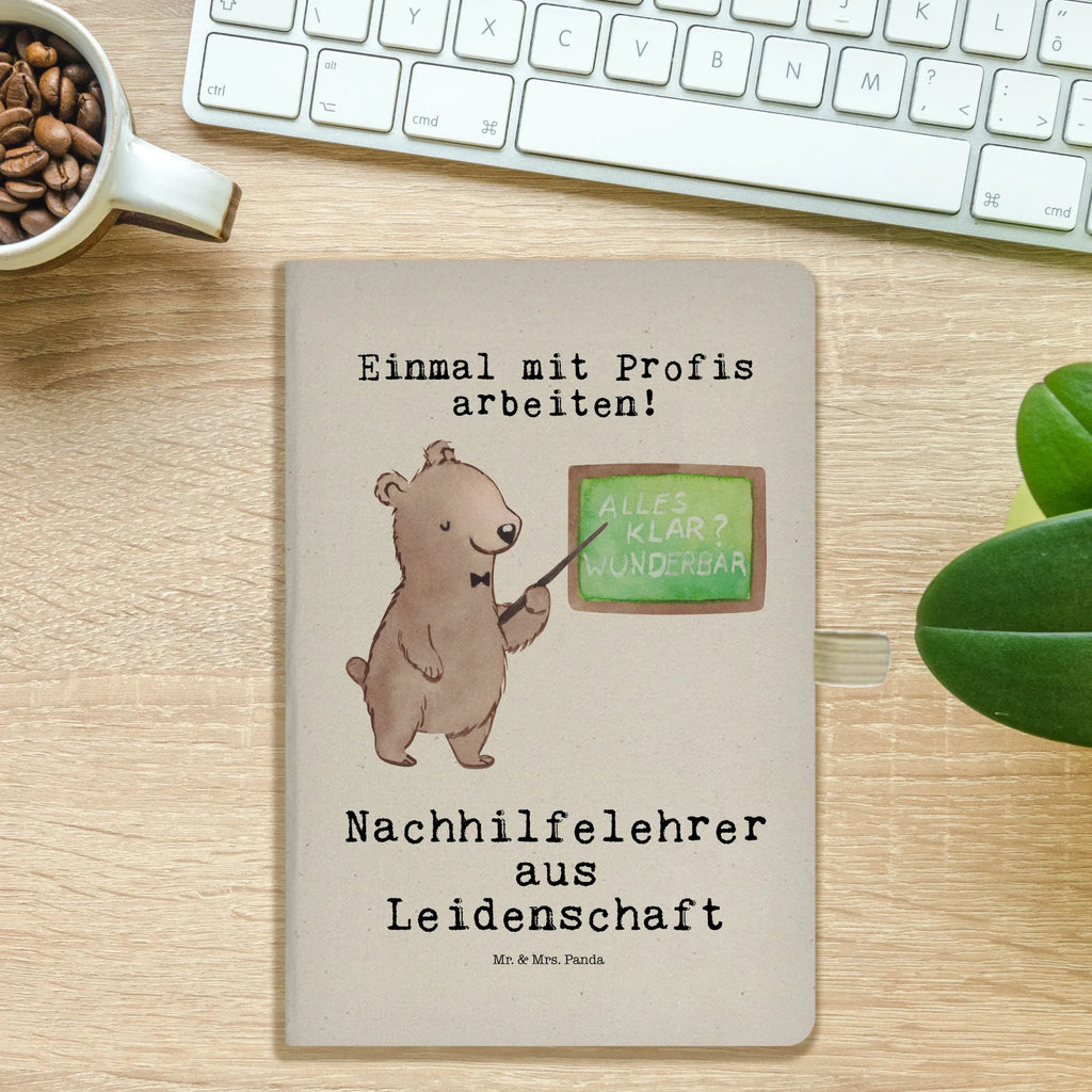 Baumwoll Notizbuch Nachhilfelehrer aus Leidenschaft Notizbuch DIN A5, Journal, din a5 kladde, hardcover kladde, A5 Journal, Journal A5, notizbuch, Schreibbuch, Reisetagebuch, a5 kladde, Notizbuch A5, hardcover journal, Skizzenbuch, Notizheft A5, A5 Notizheft, din a5 buch, a5 buch, din a5 notizbuch, Schreibheft A5, A5 Skizzenbuch, A5 Heft, Tagebuch, Tagebuch A5, Notizheft, A5 Notizbuch, Notizbuch A5 Hardcover, hardcover notizbuch, Geschenk, Schenken, Jubiläum, Danke, Dankeschön, Beruf, Ausbildung, Abschied, Rente, Kollege, Kollegin, Arbeitskollege, Mitarbeiter, Firma, Nachhilfelehrer, Nachhilfeschule, Nachhilfeunterricht