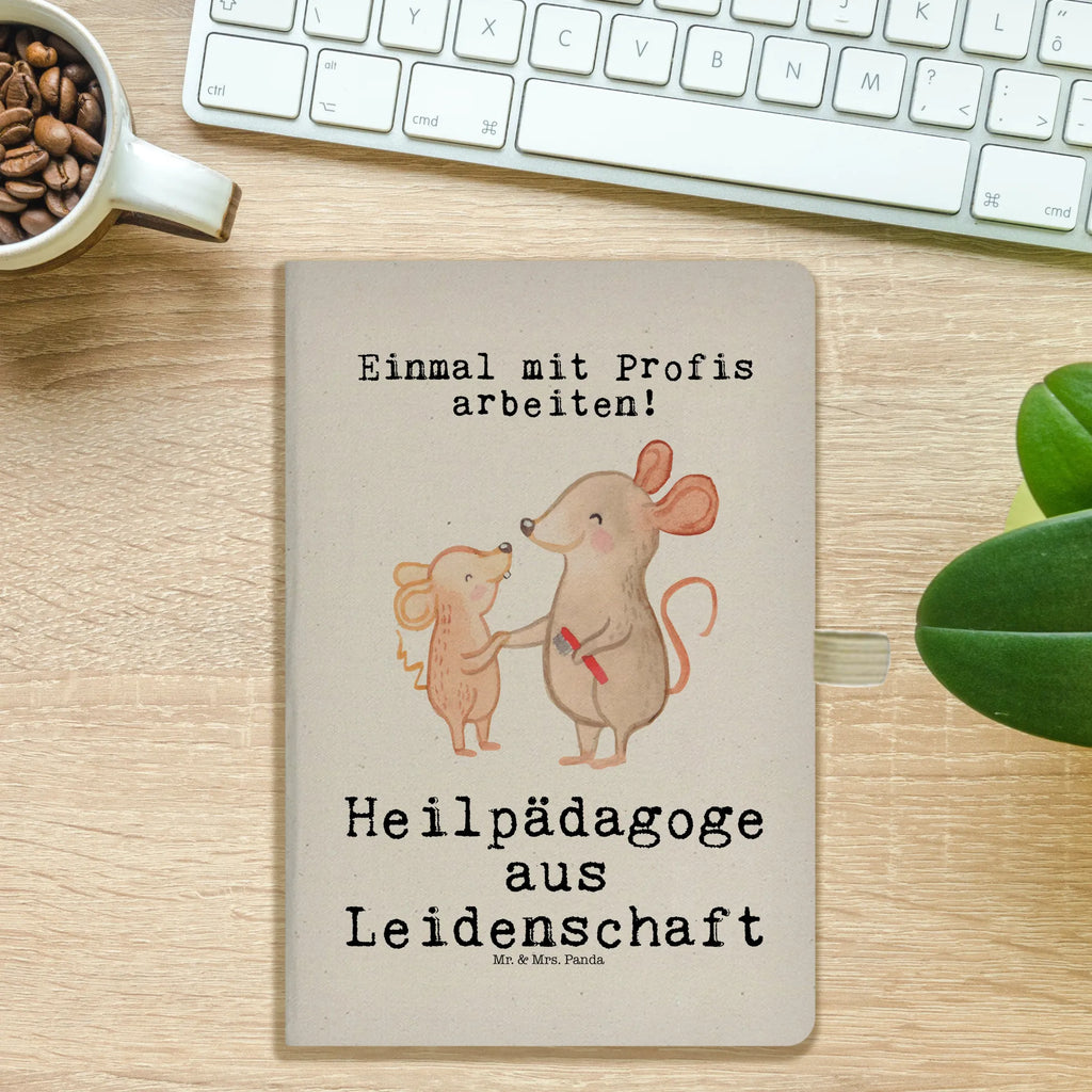 Baumwoll Notizbuch Heilpädagoge aus Leidenschaft Notizbuch DIN A5, A5 Heft, Tagebuch, Notizbuch A5, Tagebuch A5, Skizzenbuch, din a5 notizbuch, Notizbuch A5 Hardcover, hardcover kladde, Journal, din a5 buch, a5 buch, Notizheft A5, Reisetagebuch, Journal A5, Schreibheft A5, A5 Skizzenbuch, din a5 kladde, Schreibbuch, Notizheft, hardcover journal, A5 Journal, notizbuch, hardcover notizbuch, a5 kladde, A5 Notizheft, A5 Notizbuch, Geschenk, Schenken, Jubiläum, Danke, Dankeschön, Beruf, Ausbildung, Abschied, Rente, Kollege, Kollegin, Arbeitskollege, Mitarbeiter, Firma, Heilpädagoge, Studium, Heilpädagogik
