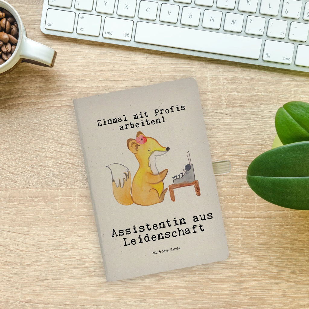 Baumwoll Notizbuch Assistentin aus Leidenschaft Notizbuch Aus Baumwolle, DIN A4 Projektbuch, Baumwoll Notizbuch, DIN A4 Arbeitsbuch, DIN A4 Uni Notizbuch, Öko Notizbuch DIN A4, DIN A4 Notizbuch Für Schule, DIN A4 Notizheft, DIN A4 Notizbuch Für Studium, Notizbuch A4 Blanko, Notizbuch A4 Liniert, DIN A4 Journal, DIN A4 Notizbuch Für Lehrer, Nachhaltiges Notizbuch A4, Tagebuch DIN A4, Stoff Notizbuch A4, Umweltfreundliches Notizbuch A4, DIN A4 Notizbuch Kreativ, DIN A4 Schüler Notizbuch, Notizbuch A4 Kariert, Notizbuch Mit Stoffeinband, DIN A4 Notizbuch Geschenk, Schreibbuch DIN A4, DIN A4 Tagebuch, DIN A4 Notizbuch Design, DIN A4 Ideenbuch, DIN A4 Bullet Journal, Natur Notizbuch A4, DIN A4 Notizbuch Büro, DIN A4 Skizzenbuch, DIN A4 Notizbuch Softcover, DIN A4 Notizbuch, Notizbuch DIN A4, DIN A4 Notizbuch Handgemacht, DIN A4 Notizbuch Hardcover, A4 Notizbuch Punkte, DIN A4 Planer, Geschenk, Schenken, Jubiläum, Danke, Dankeschön, Beruf, Ausbildung, Abschied, Rente, Kollege, Kollegin, Arbeitskollege, Mitarbeiter, Firma