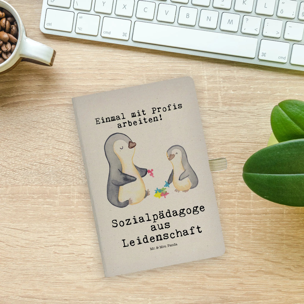 Bawełniany notatnik DIN A4 pedagog społeczny Pasja Notizbuch A5, A5 Notizbuch Für Schule, A5 Notizbuch Für Büro, Notizbuch A5 Hardcover, A5 Notizbuch Personalisiert, A5 Notizbuch Geschenk, Notizbuch DIN A5, A5 Notizbuch Damen, A5 Notizbuch Blanko, Notizheft A5, Notizbuch A5 Softcover, Tagebuch A5, Schreibheft A5, A5 Notizblock, A5 Ringbuch, A5 Notizbuch Punkte, A5 Notizbuch Herren, A5 Notizbuch Kariert, A5 Notizbuch Liniert, Journal A5, Bullet Journal A5, A5 Planer, A5 Heft, A5 Notizbuch Mit Spruch, A5 Notizbuch Leder, A5 Notizbuch Nachhaltig, A5 Notizbuch, A5 Skizzenbuch, Beruf, Ausbildung, Jubiläum, Abschied, Rente, Kollege, Kollegin, Geschenk, Schenken, Arbeitskollege, Mitarbeiter, Firma, Danke, Dankeschön