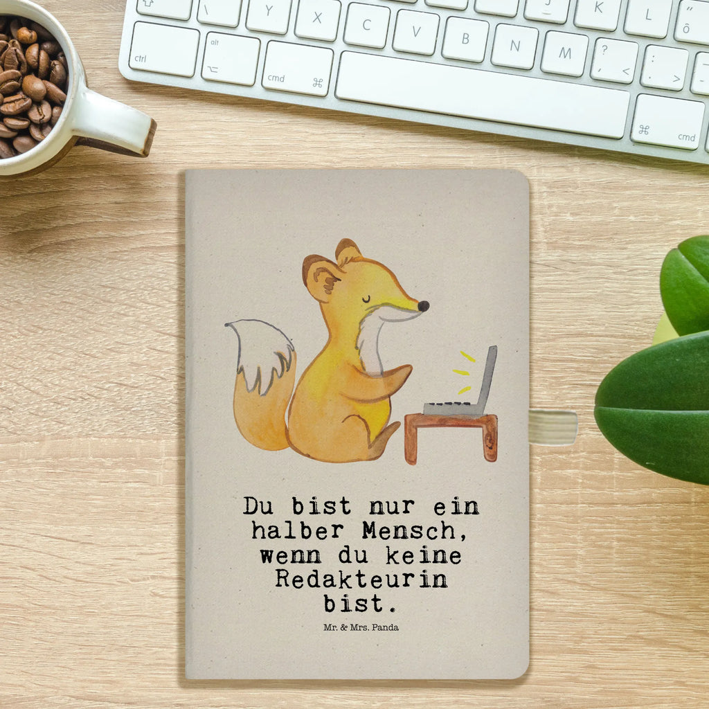 Baumwoll Notizbuch Redakteurin mit Herz DIN A4 Notizbuch Für Studium, DIN A4 Notizbuch Büro, DIN A4 Projektbuch, Stoff Notizbuch A4, DIN A4 Ideenbuch, DIN A4 Bullet Journal, Notizbuch DIN A4, DIN A4 Notizbuch Handgemacht, Natur Notizbuch A4, Notizbuch A4 Kariert, DIN A4 Notizbuch Geschenk, DIN A4 Schüler Notizbuch, Nachhaltiges Notizbuch A4, Notizbuch Aus Baumwolle, Baumwoll Notizbuch, Notizbuch A4 Blanko, DIN A4 Tagebuch, DIN A4 Notizbuch, DIN A4 Notizheft, Tagebuch DIN A4, DIN A4 Skizzenbuch, A4 Notizbuch Punkte, Notizbuch Mit Stoffeinband, DIN A4 Notizbuch Hardcover, DIN A4 Journal, DIN A4 Notizbuch Für Lehrer, DIN A4 Notizbuch Für Schule, Schreibbuch DIN A4, DIN A4 Notizbuch Design, DIN A4 Uni Notizbuch, DIN A4 Notizbuch Softcover, DIN A4 Notizbuch Kreativ, Umweltfreundliches Notizbuch A4, Notizbuch A4 Liniert, Öko Notizbuch DIN A4, DIN A4 Planer, DIN A4 Arbeitsbuch, Geschenk, Schenken, Jubiläum, Danke, Dankeschön, Beruf, Ausbildung, Abschied, Rente, Kollege, Kollegin, Arbeitskollege, Mitarbeiter, Firma, Referentin, Redakteurin, Online, Journalistin