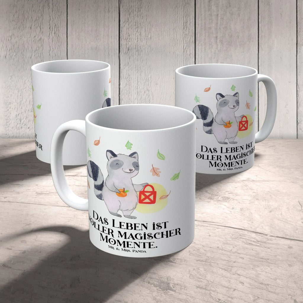 Mug Raccoon Lantern Geschenktasse, Teetasse, Keramiktasse, Bürotasse, Tasse mit Zitaten, Porzellantasse, Tasse, Tasse mit Motiven, Kaffeetasse, Halloween, Deko, Martinssingen, Dekoration, Geschenke, Schenken, Trick or Treat, Waschbär, Laterne, Süßes sonst gibt's saures, Herbst, Halloween Deko