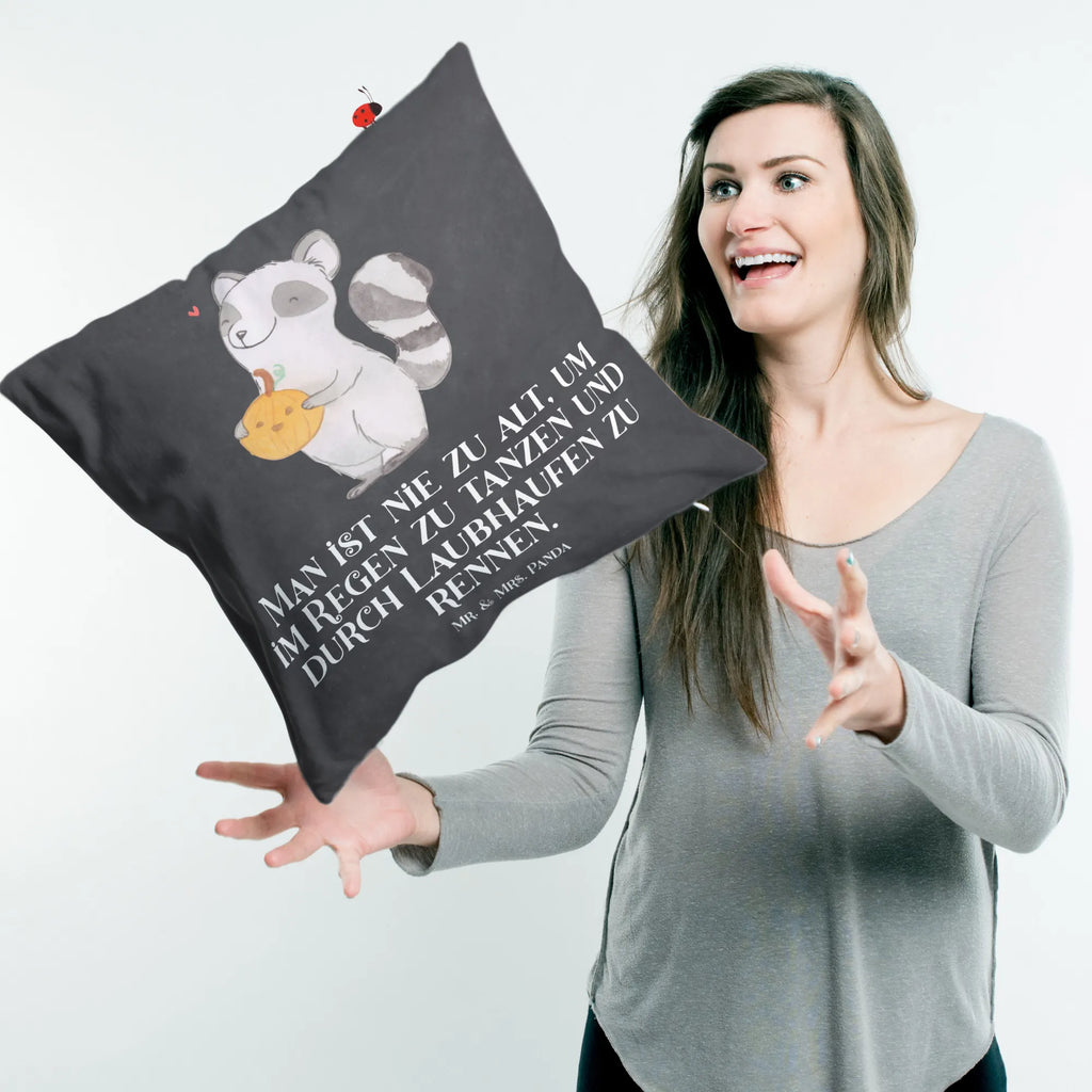 40x40 Kissen Waschbär Kürbis Kopfkissen 40x40, Sofakissen, Kissen 40x40, Kissenhülle 40x40, Kissenhülle, Zierkissen, Kissen 40x40 Waschbar, Kopfkissen, Dekokissen 40x40, Kissen, Couchkissen, Dekokissen, Dekokissen Sofa, sofakissen, Kissenbezüge, Sofakissen 40x40, sitzkissen, Kissenbezug 40x40, Motivkissen, Halloween, Deko, Martinssingen, Dekoration, Geschenke, Schenken, Trick or Treat, Waschbär, Kürbis, Süßes sonst gibt's saures, Halloween Deko