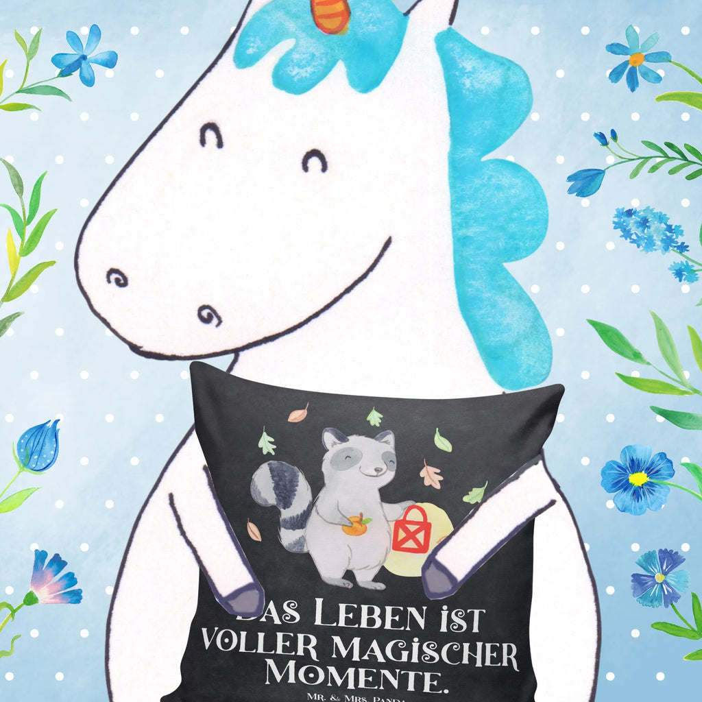 Cushion Raccoon Lantern Sofakissen, Kissenbezug 40x40, Kissenhülle, Kissen, Kissenbezüge, Motivkissen, Dekokissen Sofa, Sofakissen 40x40, Kopfkissen, sofakissen, Kissen 40x40 Waschbar, Dekokissen 40x40, Couchkissen, Kopfkissen 40x40, Kissenhülle 40x40, sitzkissen, Zierkissen, Kissen 40x40, Dekokissen, Halloween, Deko, Martinssingen, Dekoration, Geschenke, Schenken, Süßes sonst gibt's saures, Halloween Deko, Waschbär, Laterne, Herbst, Trick or Treat