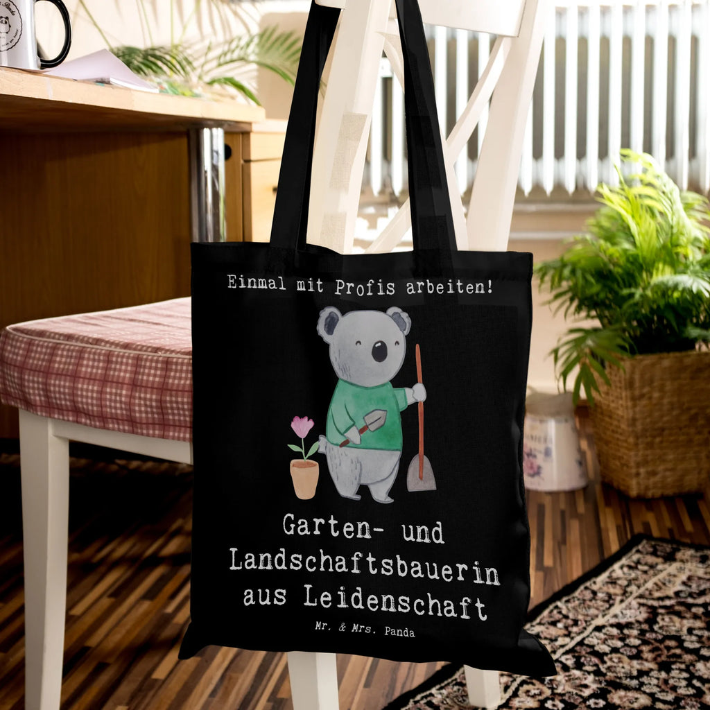 Tote bag Garden and Landscape Gardener Passion Einkaufstüte, Badetasche, Umhängetasche, Tasche, Beutel, Shopper, Stoffbeutel, Jutebeutel, Einkaufstasche, Stofftasche, Beuteltasche, Laptoptasche, Schultertasche, Strandtasche, Jutetasche, Tragetasche, Beruf, Ausbildung, Jubiläum, Abschied, Rente, Kollege, Kollegin, Geschenk, Schenken, Arbeitskollege, Mitarbeiter, Firma, Danke, Dankeschön, Gartenplaner, Gärtnerin, Gärtnerei, Gartenbau, Garten- und Landschaftsbauerin, Hobbygärtnerin