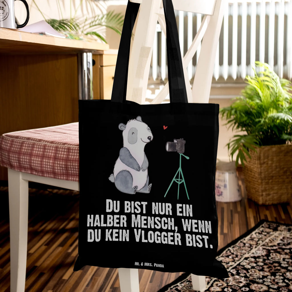 Tragetasche Vlogger mit Herz festival tasche, Jutebeutel, Strandtasche, Einkaufstasche, Stoff-Tragetasche, tragetasche baumwolle, Baumwoll-Shopper, baumwoll shopper, einkaufsshopper, Tüte, Baumwollbeutel, Uni Tasche, einkaufstasche baumwolle, Laptoptasche, tragbeutel, Tote Bag, tasche baumwolle, Alltagstasche, schultertasche baumwolle, umhängebeutel, Büchertasche, henkeltasche baumwolle, stofftasche baumwolle, Einkaufsbeutel, beutel baumwolle, Stofftasche, festivaltasche, umhängetasche baumwolle, Umhängetasche, Unitasche, Stoffbeutel, Schultasche, schulterbeutel, stoff shopper, Baumwolltasche, dokumententasche, Schultertasche, studententasche, Baumwoll-Tragetasche, Freizeittasche, totebag, Shopping Tasche, Schulbeutel, Tasche, Henkeltasche, Einkaufstüte, canvas tasche, textiltasche, campus tasche, Tragetasche, Beutel, Jutetasche, freizeitbeutel, universaltasche, textilbeutel, Shopper, Geschenk, Kollegin, Arbeitskollege, Rente, Beruf, Mitarbeiter, Ausbildung, Firma, Jubiläum, Dankeschön, Kollege, Danke, Schenken, Abschied