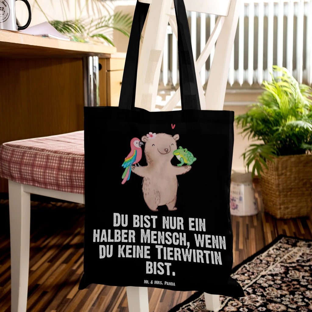 Tote bag Animal caretaker Heart textilbeutel, Stoff-Tragetasche, Unitasche, Büchertasche, Stofftasche, campus tasche, tragetasche baumwolle, Umhängetasche, Tote Bag, Tüte, festival tasche, einkaufsshopper, Henkeltasche, totebag, festivaltasche, Schultertasche, Einkaufstüte, stoff shopper, Shopper, Baumwolltasche, Tragetasche, Beutel, Schulbeutel, Einkaufstasche, schulterbeutel, tragbeutel, dokumententasche, Jutetasche, Baumwoll-Tragetasche, textiltasche, universaltasche, Freizeittasche, studententasche, Shopping Tasche, umhängetasche baumwolle, Tasche, Stoffbeutel, Baumwollbeutel, umhängebeutel, Laptoptasche, canvas tasche, baumwoll shopper, Strandtasche, Schultasche, Uni Tasche, Jutebeutel, schultertasche baumwolle, einkaufstasche baumwolle, henkeltasche baumwolle, stofftasche baumwolle, Baumwoll-Shopper, freizeitbeutel, beutel baumwolle, Alltagstasche, tasche baumwolle, Einkaufsbeutel, Geschenk, Kollegin, Arbeitskollege, Rente, Beruf, Mitarbeiter, Ausbildung, Firma, Jubiläum, Dankeschön, Kollege, Danke, Schenken, Abschied, Agronomin, Bäuerin, Bauernhof, Farmerin, Landwirtin, Tierwirtin