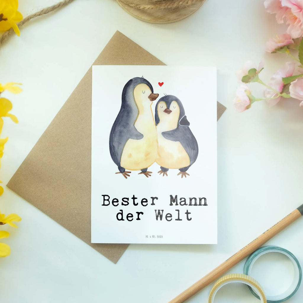 Grußkarte Pinguin Bester Mann der Welt Grußkarte, Ansichtskarten, Karte, Hochzeitskarte, Einladungskarte, Klappkarte, Glückwunschkarte, Geburtstagskarte, für, Dankeschön, Geschenk, Schenken, Geburtstag, Geburtstagsgeschenk, Geschenkidee, Danke, Bedanken, Mitbringsel, Freude machen, Geschenktipp, Gatte, Mann, Beste, Freund, Ehemann, Lebensgefährte, Kleinigkeit, Ehepartner, Liebling, Bräutigam, Partner, Traummann, Ehe
