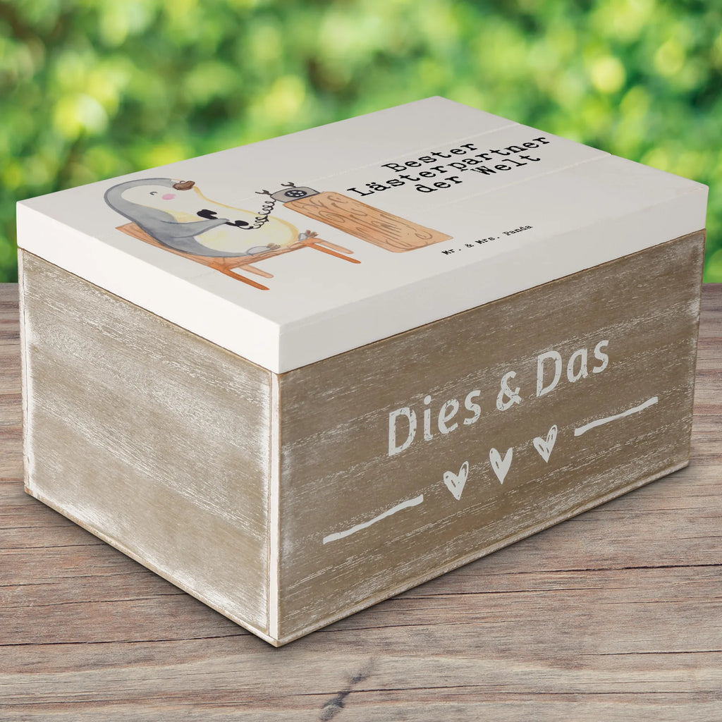 Skrzynia drewniana Pingwin Najlepszy partner do plotkowania na świecie aufbewahrungsboxen, Schatulle, aufbewahrungskiste mit deckel, Aufbewahrungskiste, Holztruhe, holzschachtel, Aufbewahrungsbox Holz, truhe holz, box holz, Holzkiste, Holzboxen, Holz Aufbewahrungsbox, Box aus Holz, Holzkisten, Holzkiste mit Deckel, Aufbewahrungsbox aus Holz, holztruhen, holzkästchen, kiste holz, Aufbewahrungsbox, holzschatulle, aufbewahrungskisten, Holzbox mit Deckel, Holzbox, aufbewahrungstruhe, Schenken, Bedanken, Dankeschön, Geschenkidee, Geburtstag, Geschenk, Geburtstagsgeschenk, Danke, Mitbringsel, Geschenktipp, für, Freude machen, Spaß, Lestern, Lästerpartner, Lästern, Lästerschwester, Lesterpartner, Bff, Beste Freundin, Freundin