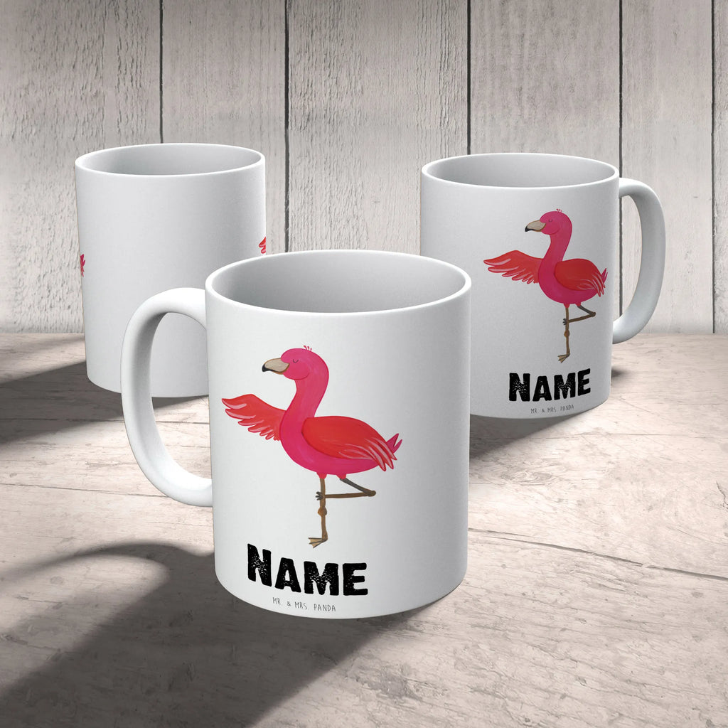 Personalisierte Tasse Flamingo Yoga Wunschname, Personalisierte Tasse, Personalisiert, Tasse mit Namen, Namenstasse, Tasse, Drucken, Namen, Flamingo, Achtsamkeit, Namaste, Yoga-Übung, Vogel, Ärger, Yoga, Tiefenentspannung, Aufregen, Entspannung