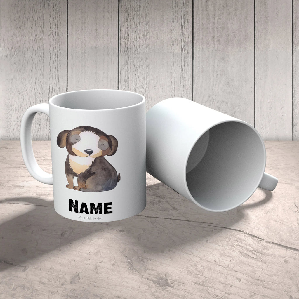 Personalisierte Tasse Hund entspannt Drucken, Tasse, Namen, Tasse mit Namen, Namenstasse, Personalisierte Tasse, Wunschname, Personalisiert, Hund, Hundemotiv, Haustier, Hunderasse, Tierliebhaber, Hundebesitzer, Sprüche, Liebe, Hundeliebe, Hundeglück, schwarzer Hund
