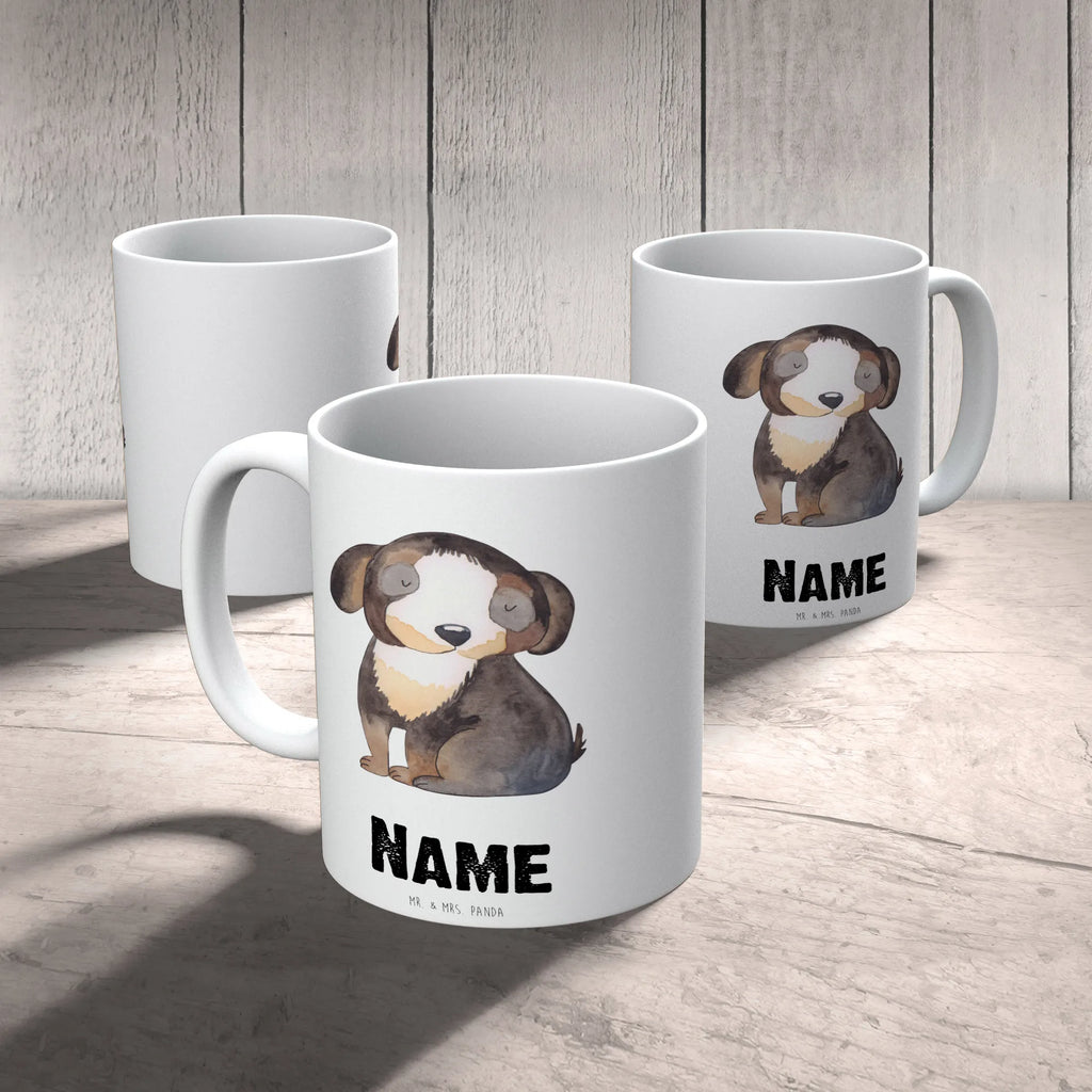 Personalisierte Tasse Hund entspannt Drucken, Tasse, Namen, Tasse mit Namen, Namenstasse, Personalisierte Tasse, Wunschname, Personalisiert, Hund, Hundemotiv, Haustier, Hunderasse, Tierliebhaber, Hundebesitzer, Sprüche, Liebe, Hundeliebe, Hundeglück, schwarzer Hund