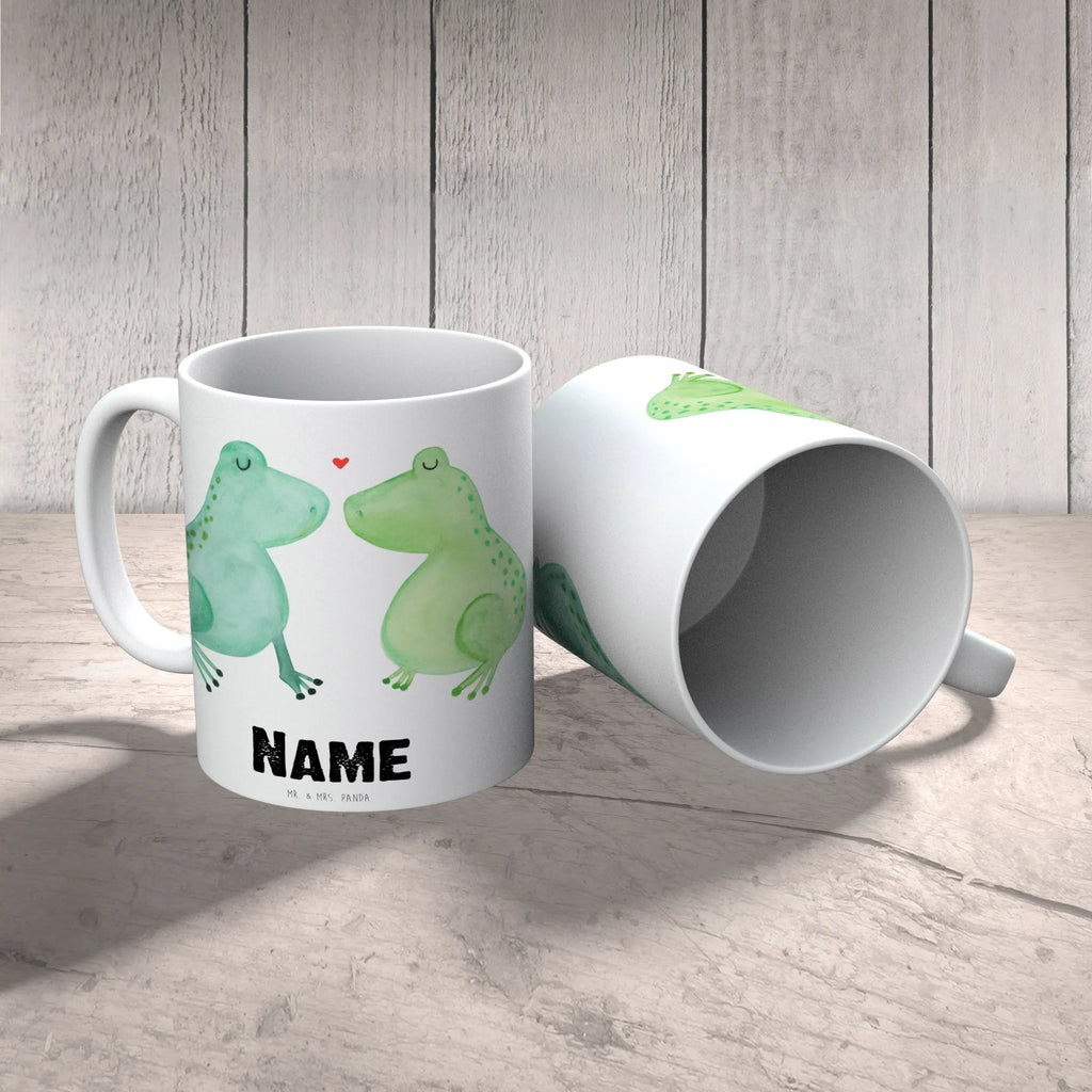 Personalisierte Tasse Frosch Liebe Personalisiert, Namen, Tasse mit Namen, Personalisierte Tasse, Wunschname, Drucken, Tasse, Namenstasse, Freundin, Freund, Liebe, Liebesgeschenk, Jahrestag, Verlobung, Partner, Ehemann, Ehefrau, Heiraten, Heiratsantrag, Hocheitstag, Hochzeitstag, Geschenk Freund, Verlobt, Frosch, Verheiratet, Geschenk Freundin, Froschkönig, Liebesbeweis, Fröschchen, Verliebt, Frösche, Geschenk Hochzeit