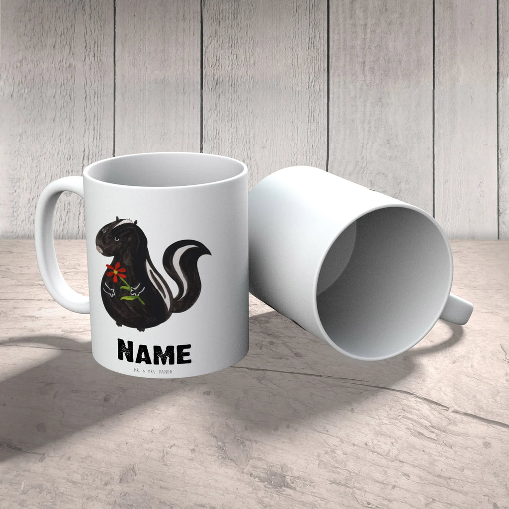 Personalisierte Tasse Stinktier Blume Tasse, Wunschname, Personalisierte Tasse, Drucken, Personalisiert, Namenstasse, Namen, Tasse mit Namen, Stinktier, Skunk, Tagträumer, Verträumt, Träume, Stinki, Wildtier, Raubtier, Dreams, Stinker