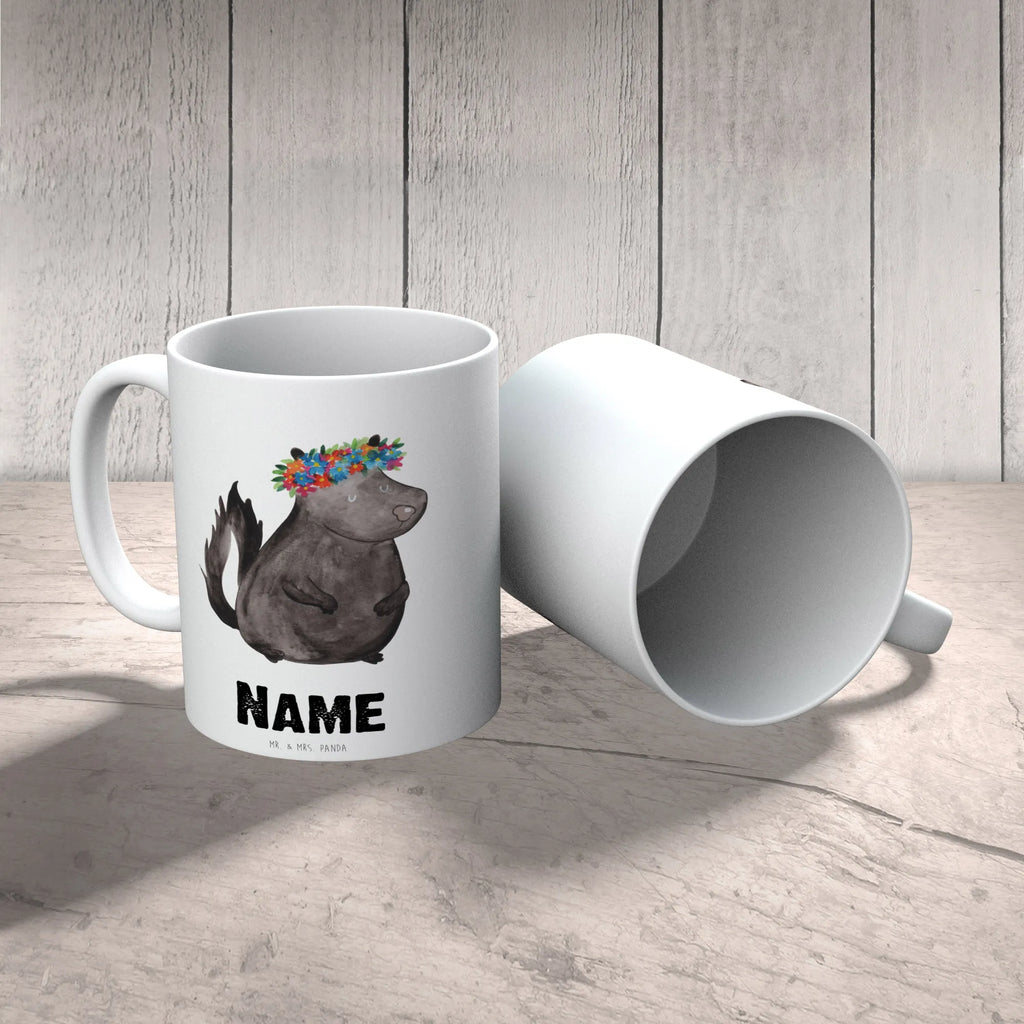 Personalisierte Tasse Stinktier Blumenmaedchen Wunschname, Personalisiert, Drucken, Personalisierte Tasse, Namen, Tasse, Tasse mit Namen, Namenstasse, Stinktier, Skunk, Wildtier, Raubtier, Yoga, Stinki, Stinker, Namaste